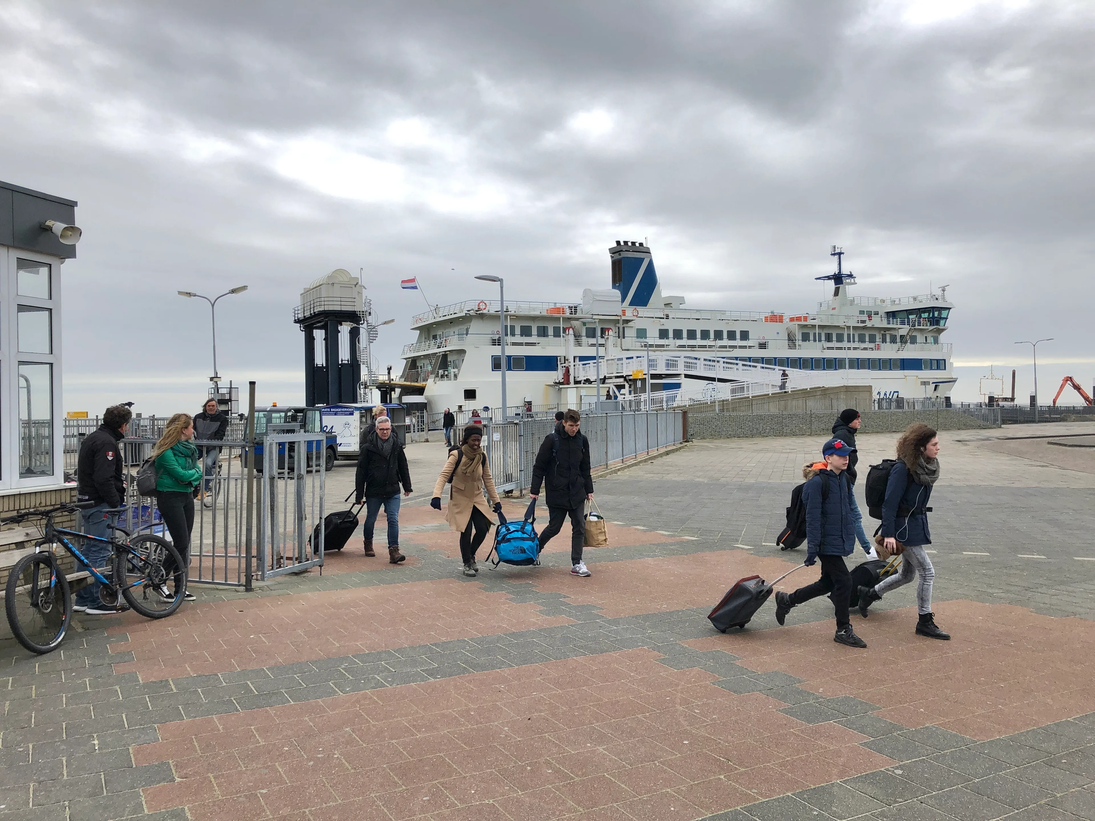 Bewoners Terschelling willen per direct af van ‘coronavluchtelingen’