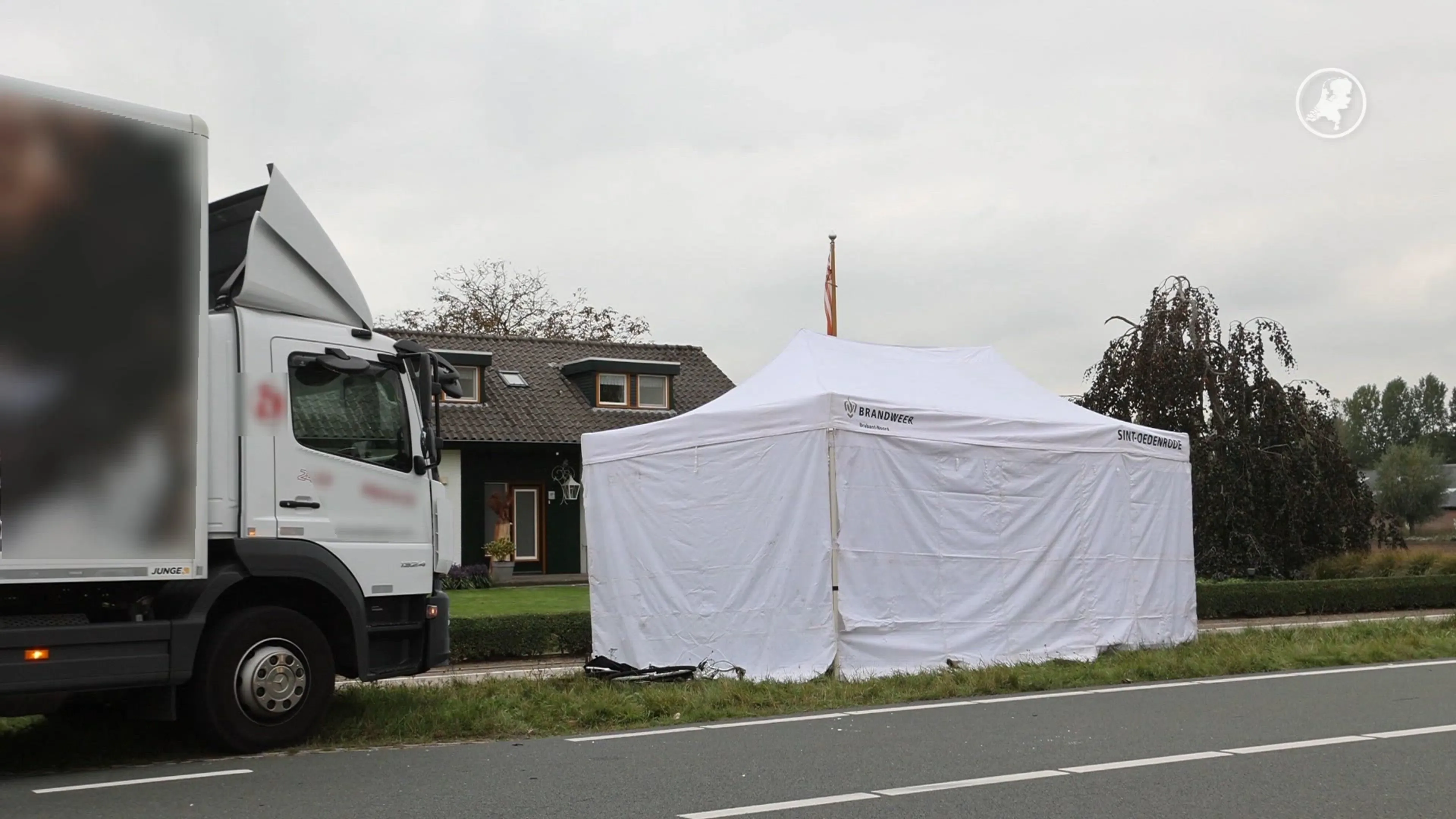 Fietser overleden na aanrijding met vrachtwagen in Schijndel