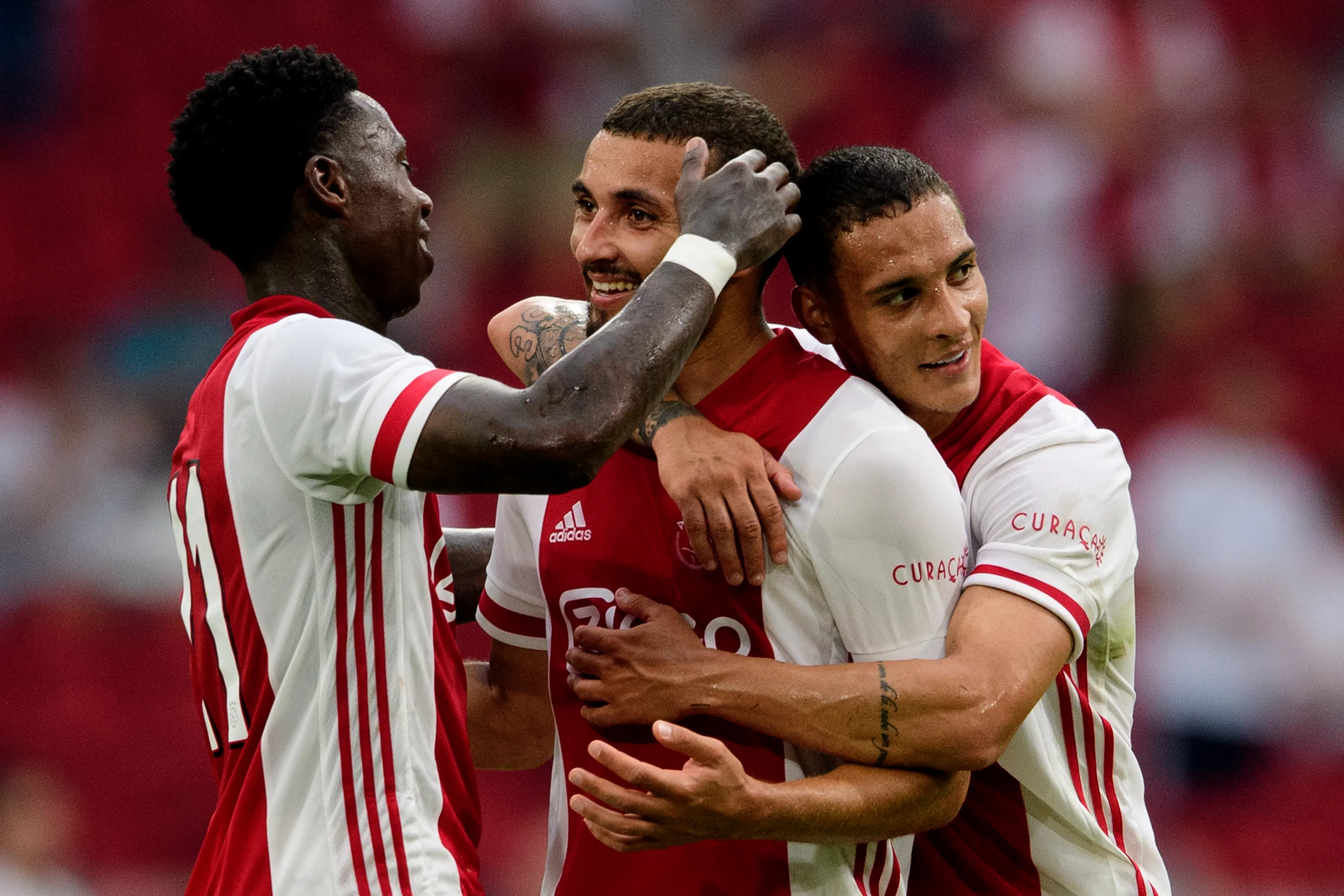 Bayern München schiet Ajax direct naar groepsfase Champions League