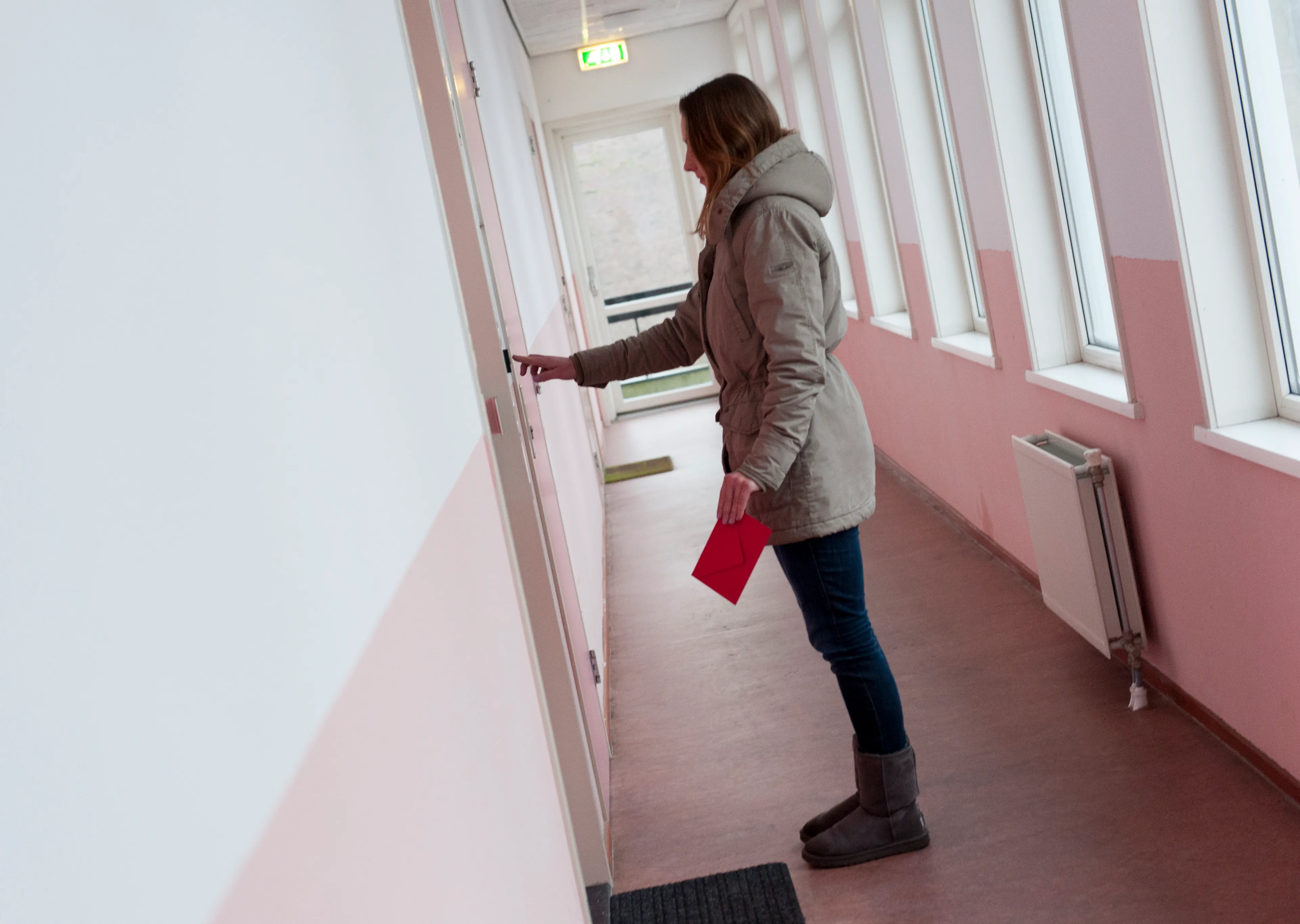Criminelen 'testen' ouderen op coronavirus met nieuwe babbeltruc