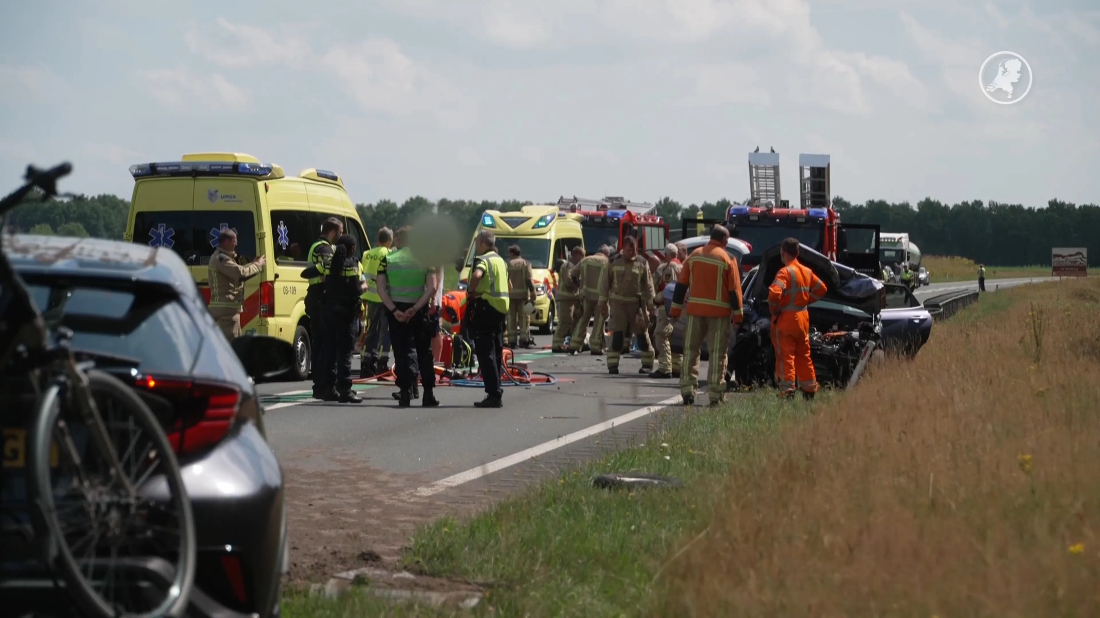 Hond dood en vier gewonden bij heftig ongeluk op de N34