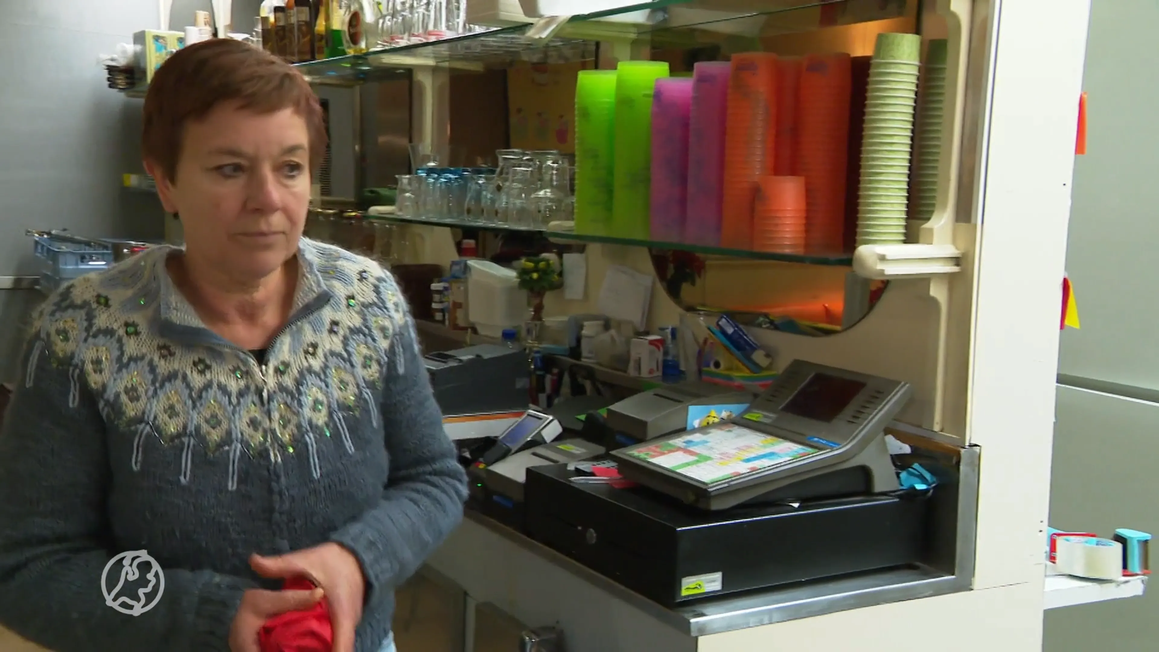 Buurt regelt geld voor ijssalon van Willeke na fikse vuurwerkschade