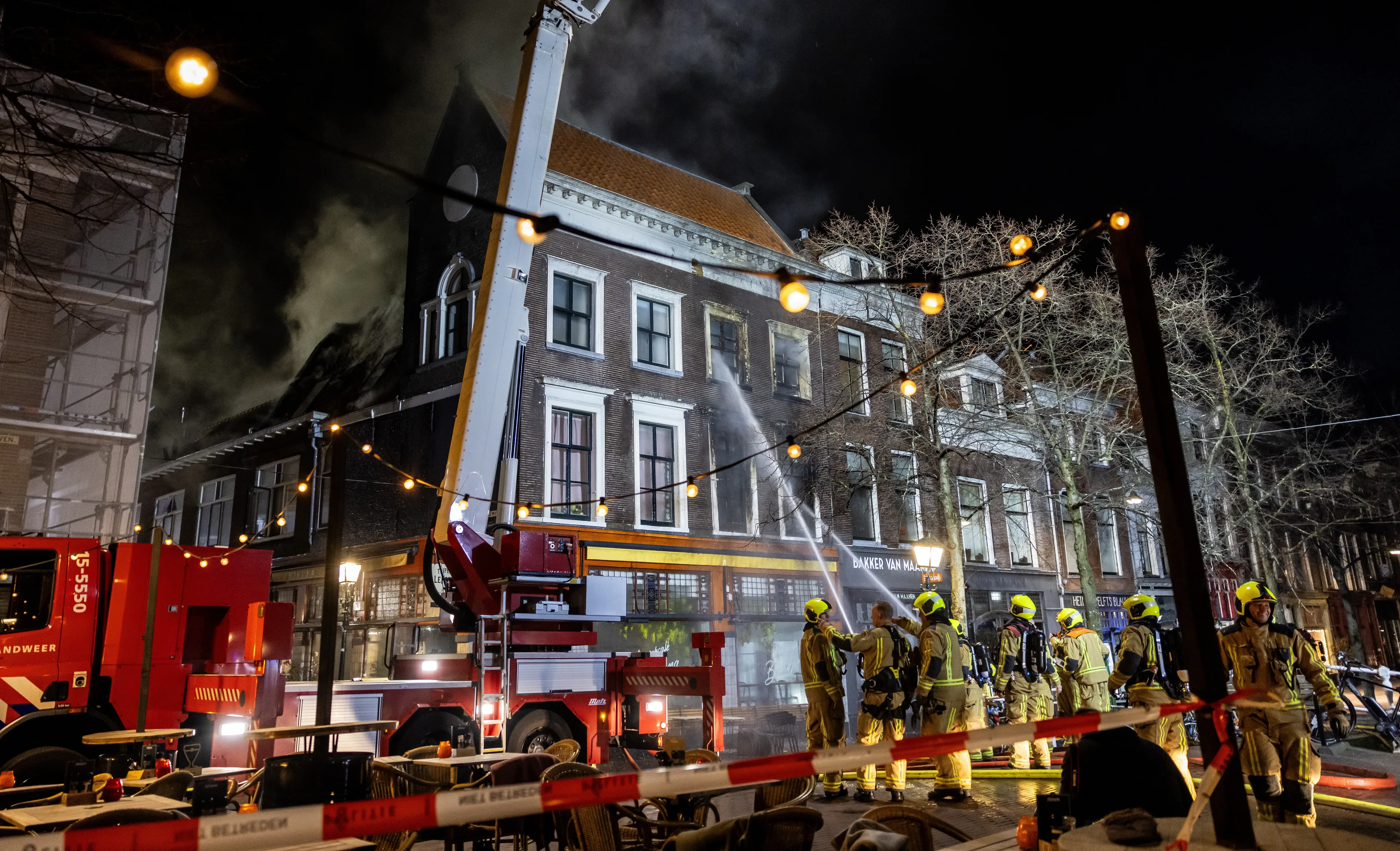 Veertien bewoners nog niet terug naar huis na brand centrum Delft