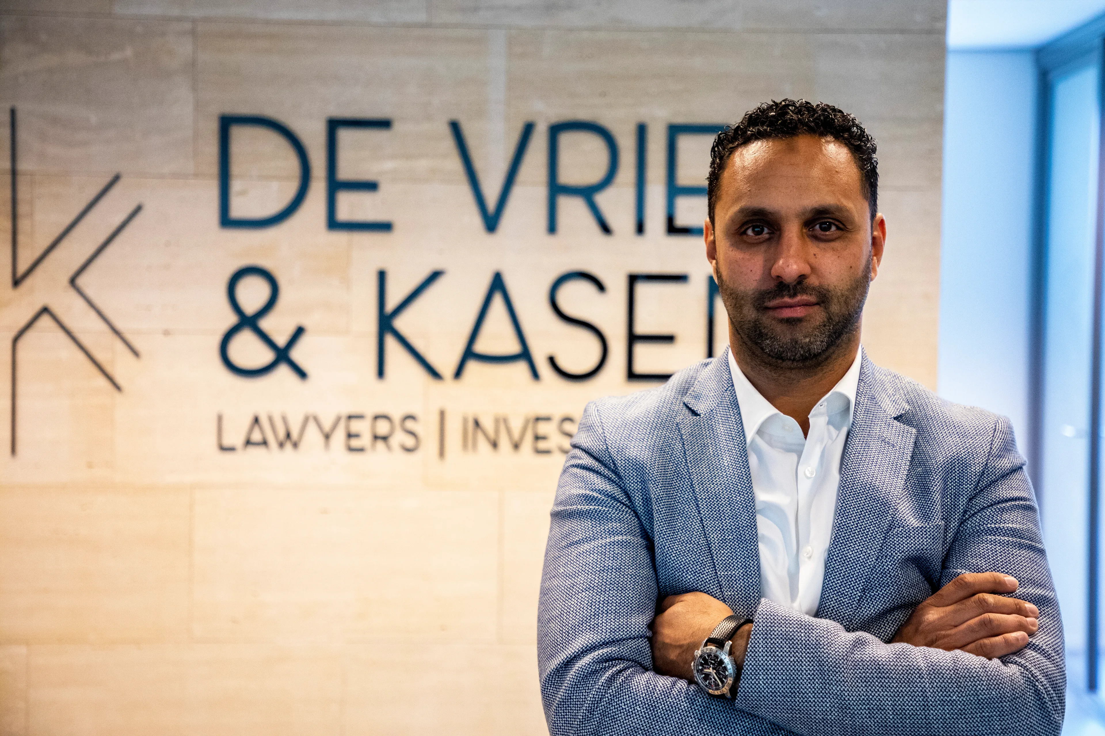 Eerder verboden AD-artikel onthult: 'Khalid Kasem had contact met Ridouan Taghi'