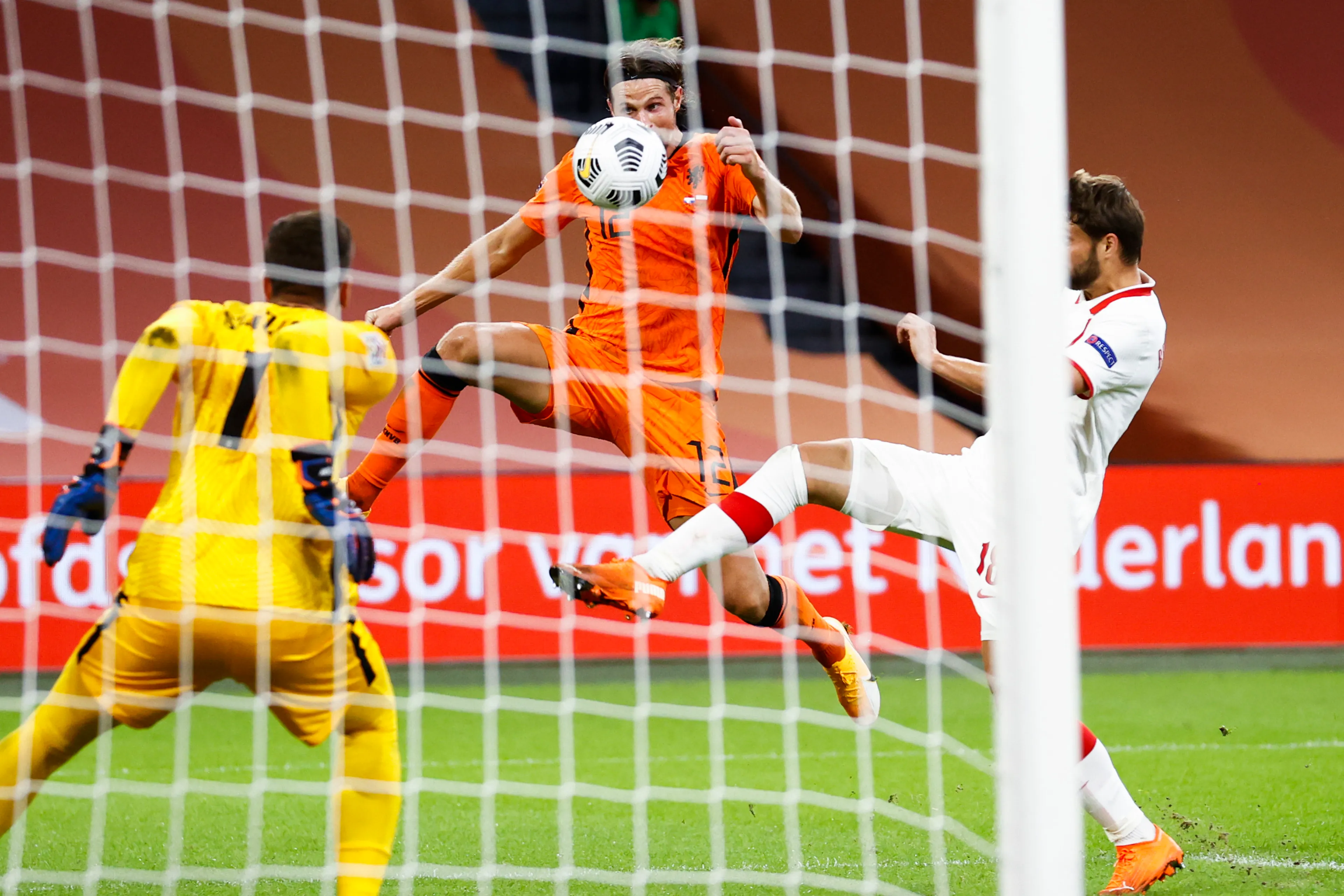 Nederlands elftal begint Nations League met thuiszege (1-0) op Polen