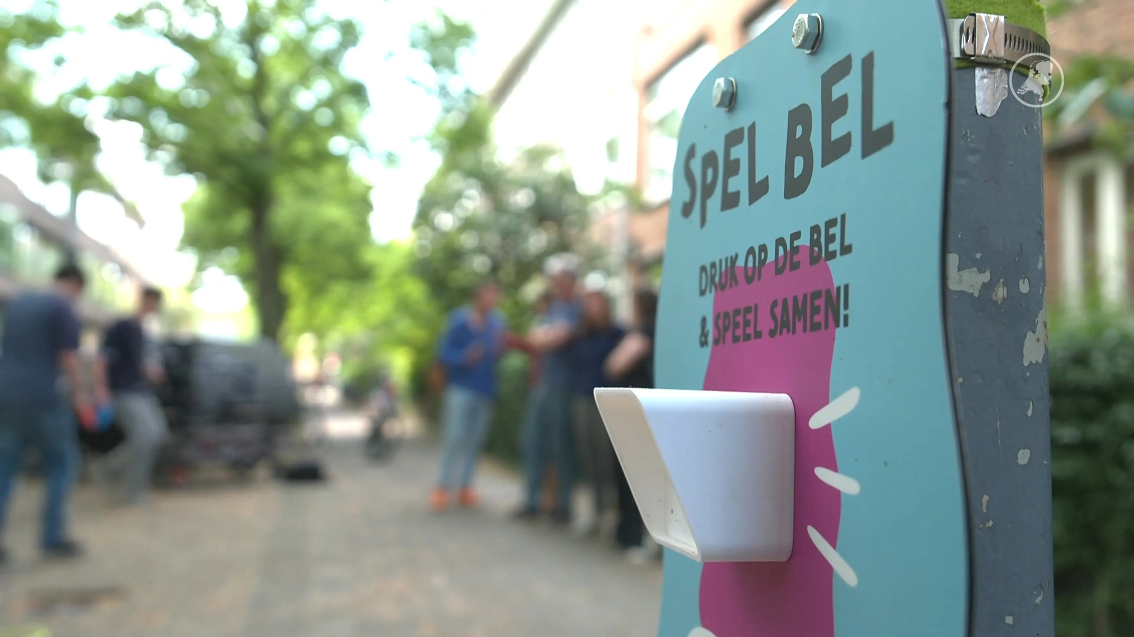 Belletje trekken, maar dan om buiten te spelen