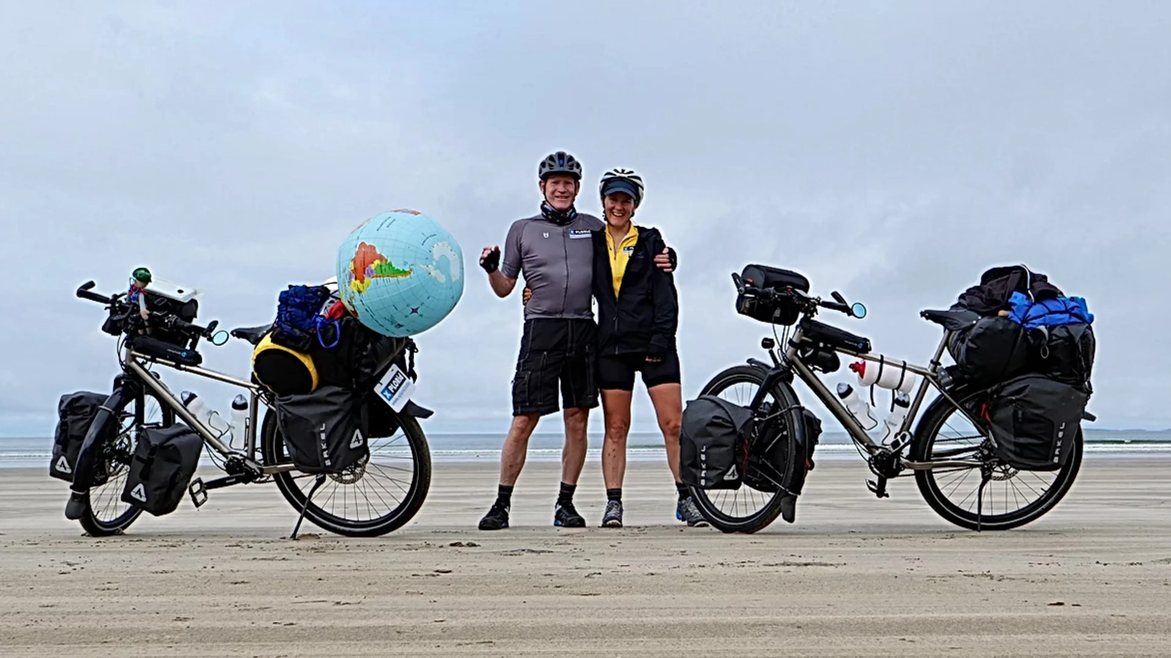 Ben en Linda gaan zeven jaar(!) fietsen voor goede doel: 'Kans dat ik ouders nooit meer zie'