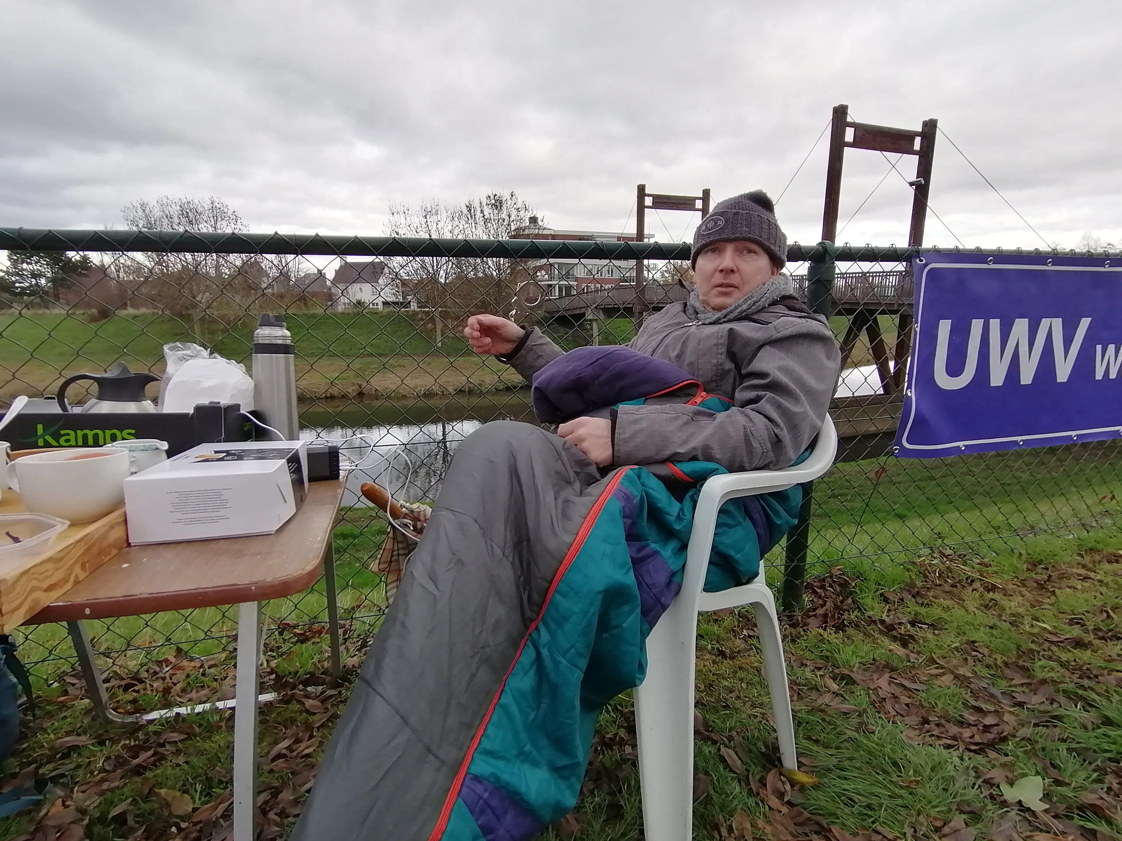 Sven voert al ruim 48 uur actie voor deur UWV-directeur: 'Ik ga nergens heen'