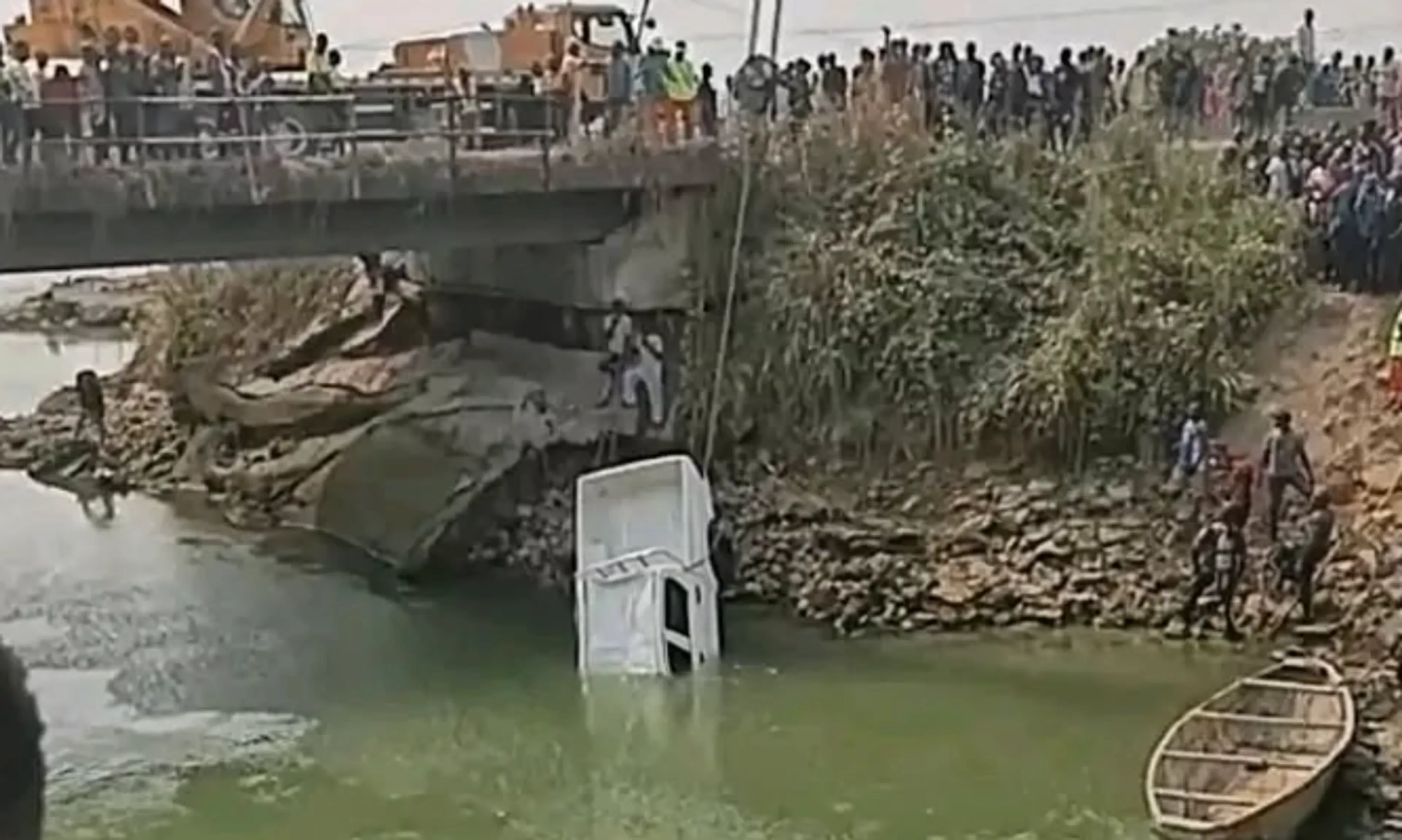 Nederlander crasht met auto en komt om na hinderlaag Nigeria