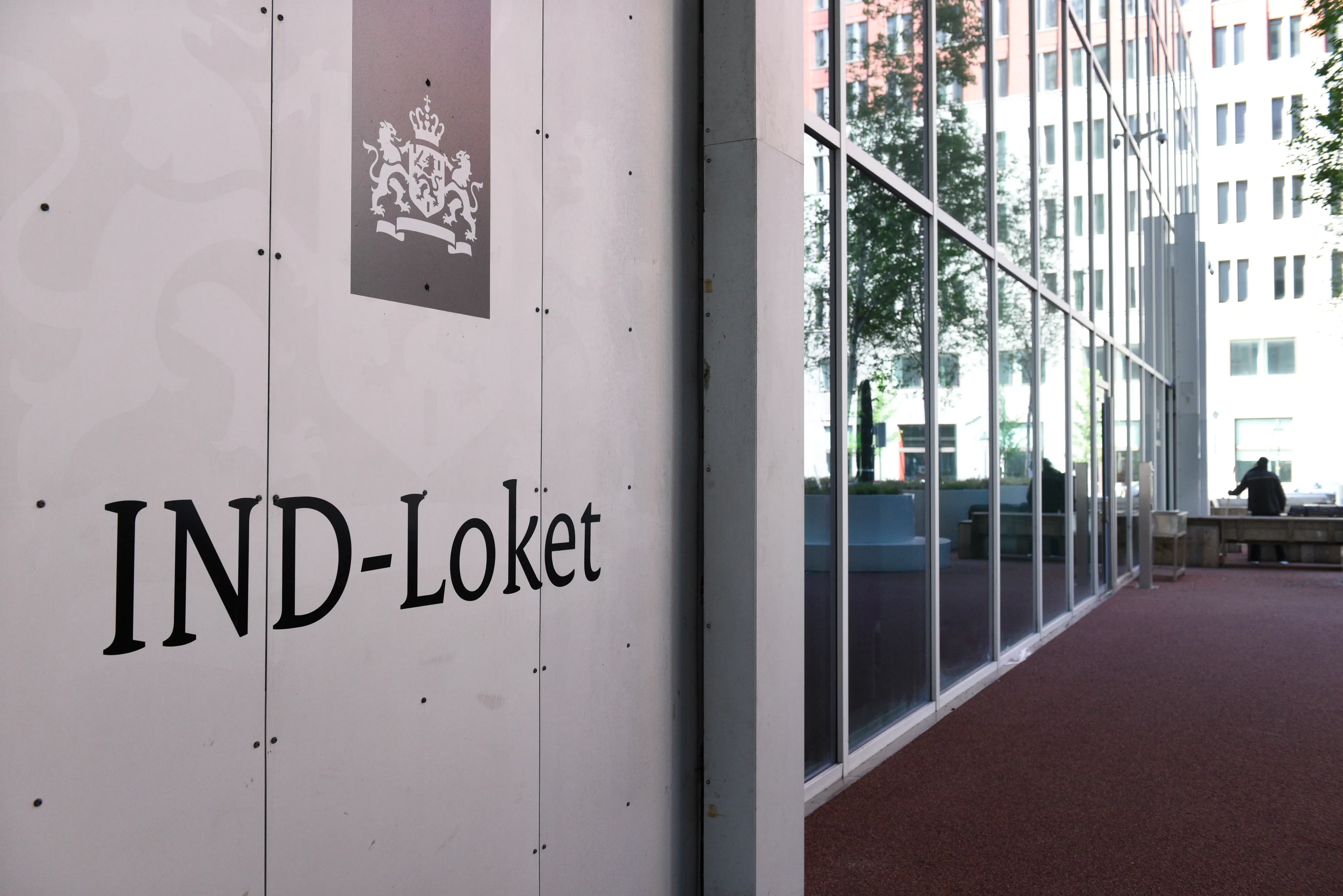 IND: 'Homoseksuele' asielzoekers uit Oeganda hebben jarenlang gefraudeerd