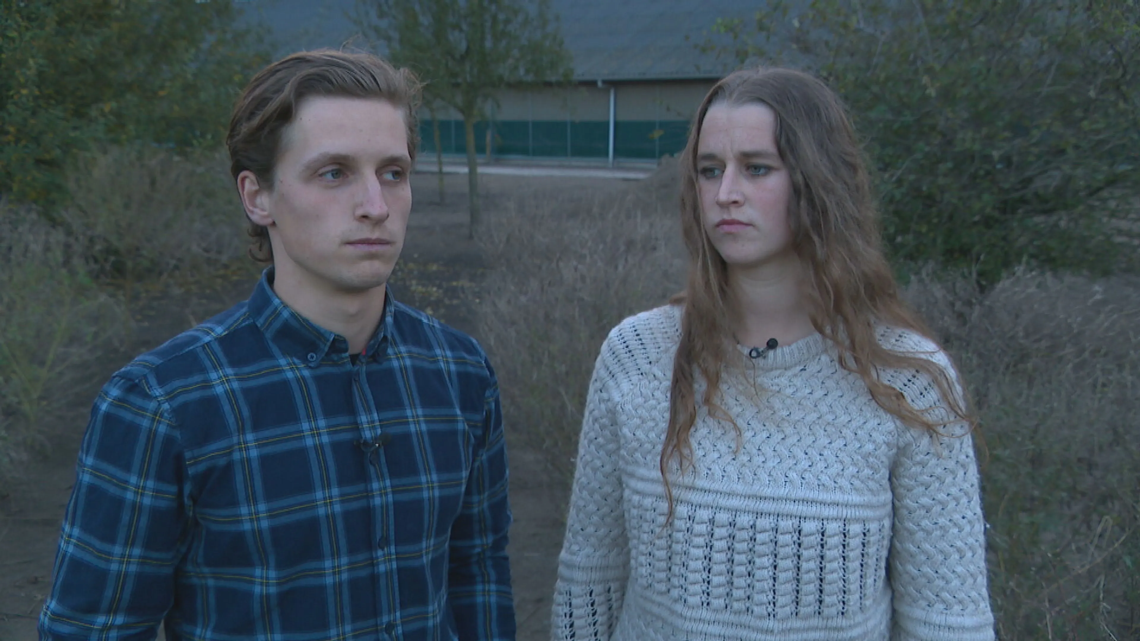 Alle 9000 kippen van Jurian en Deborah werden geruimd: 'Alsof we in een slechte film zitten'