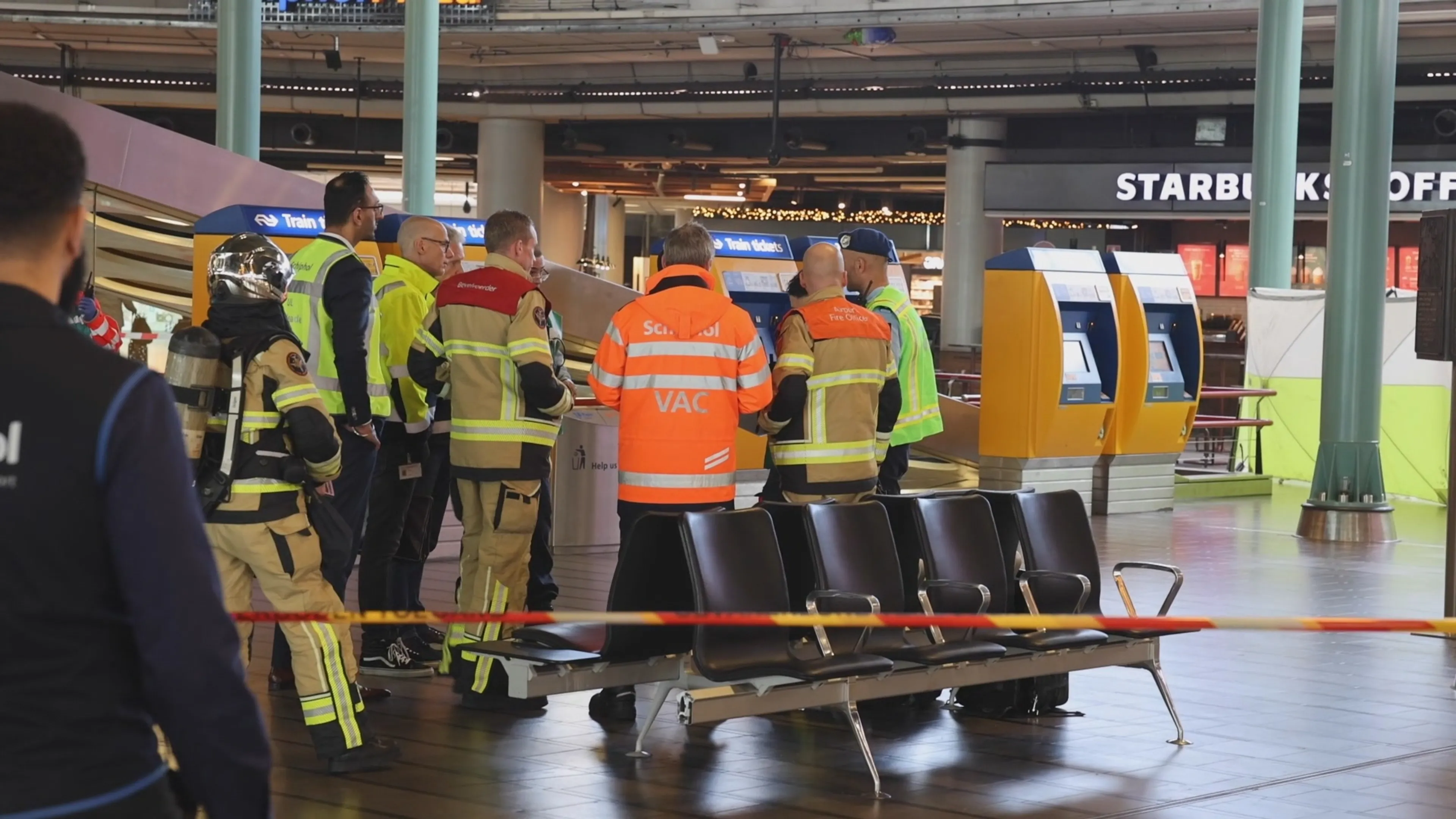 Aangehouden man op Schiphol had geen gevaarlijke stoffen bij zich