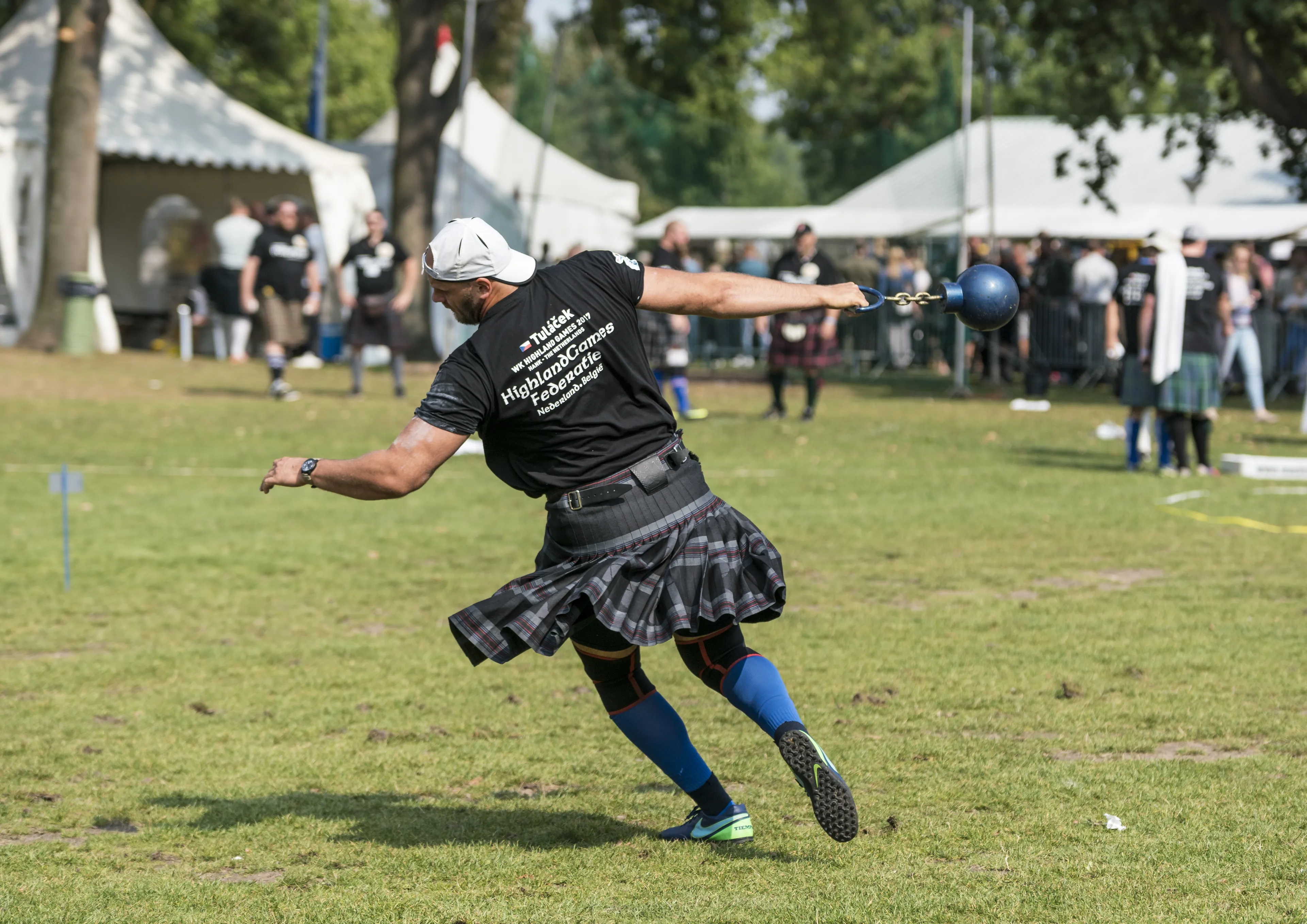 Duo voor rechter nadat wandelaar (65) dodelijk geraakt werd bij slingerspel Highland Games 