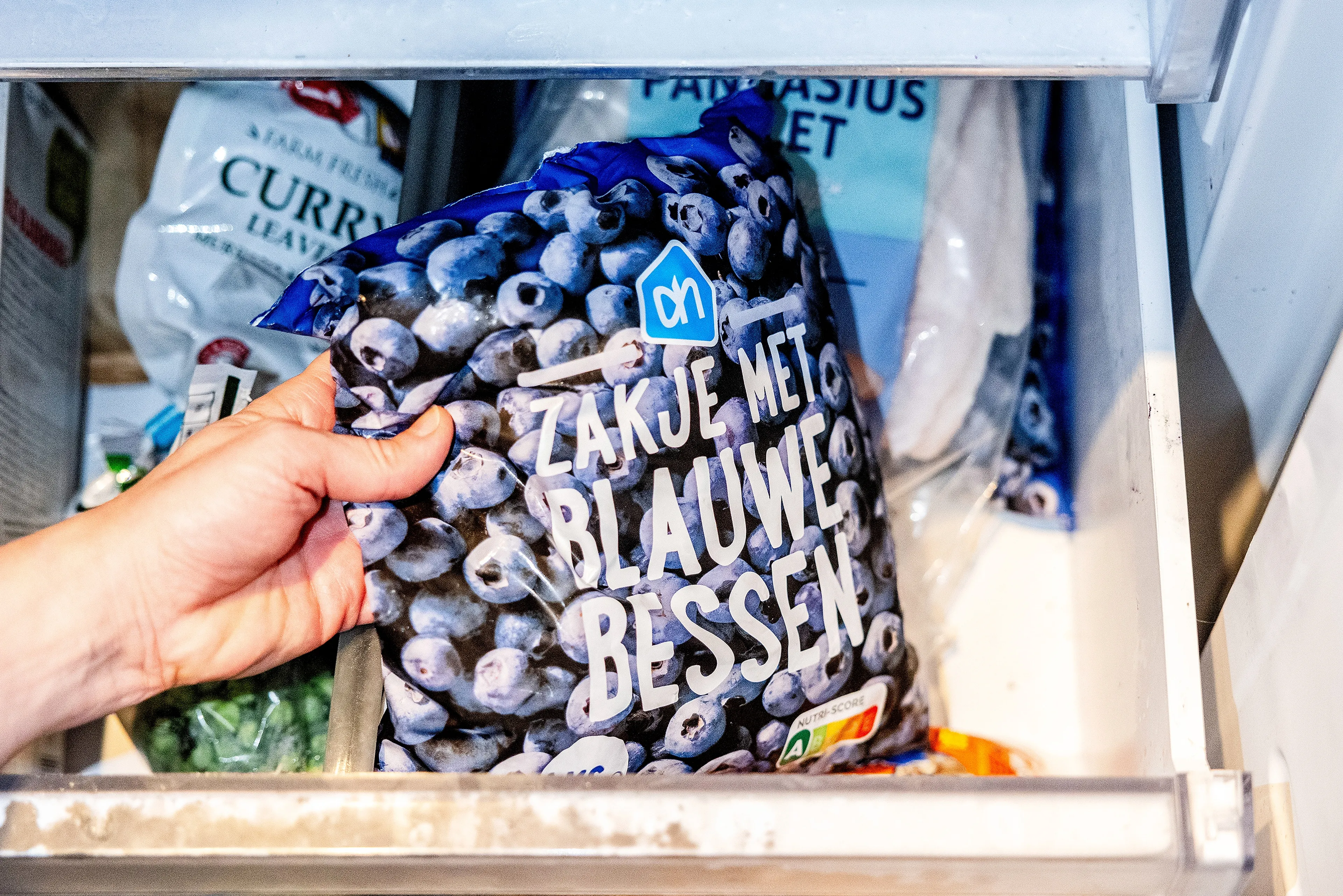Albert Heijn krijgt twintig meldingen van zieke mensen na eten blauwe bessen