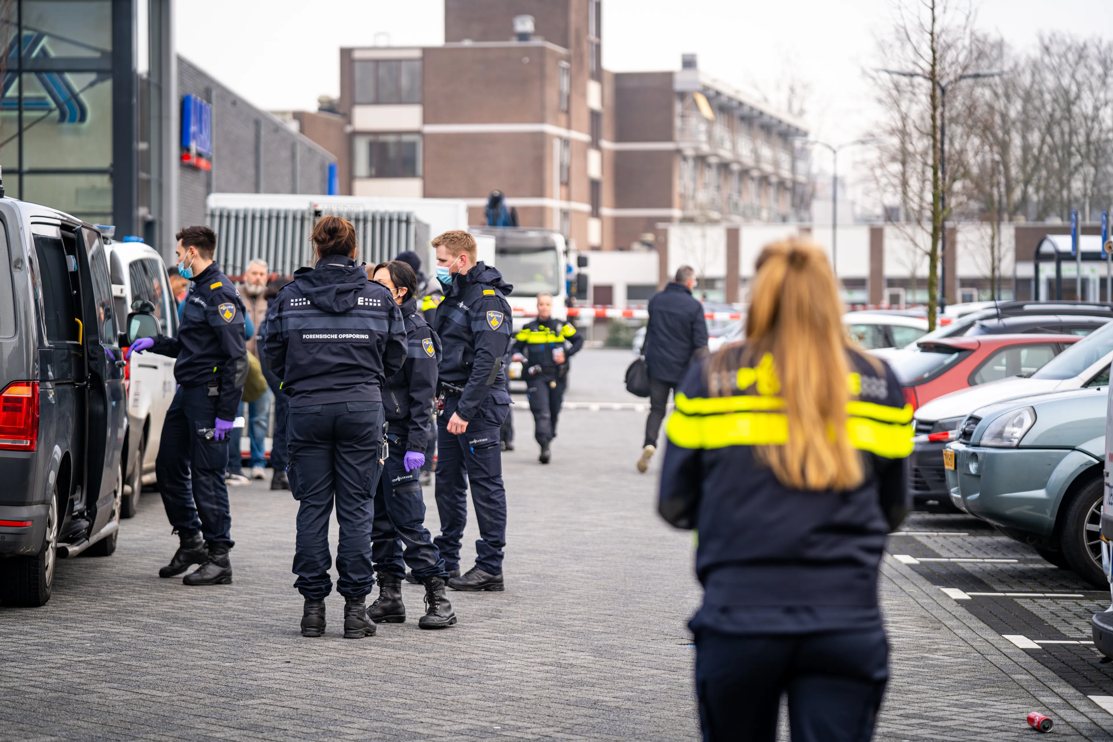 Politie denkt dat voortvluchtige Lucky wisselde van auto, zoekt nu naar grijze Skoda