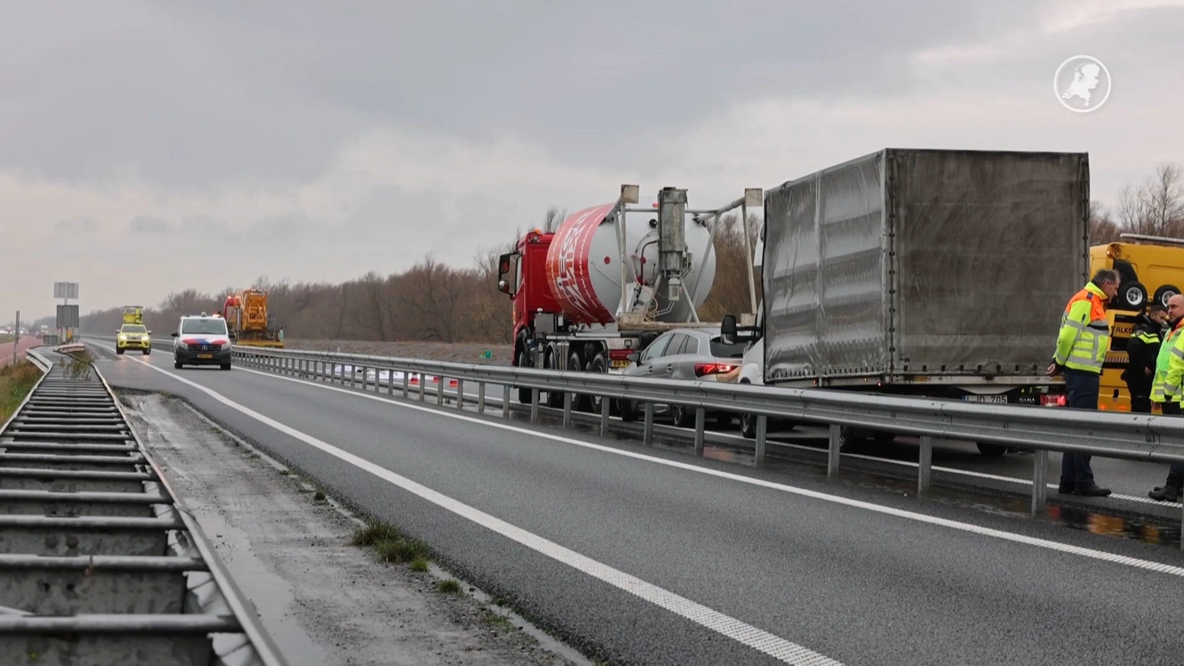 Persoon komt om bij ernstig ongeval op N59, politie onderzoekt toedracht