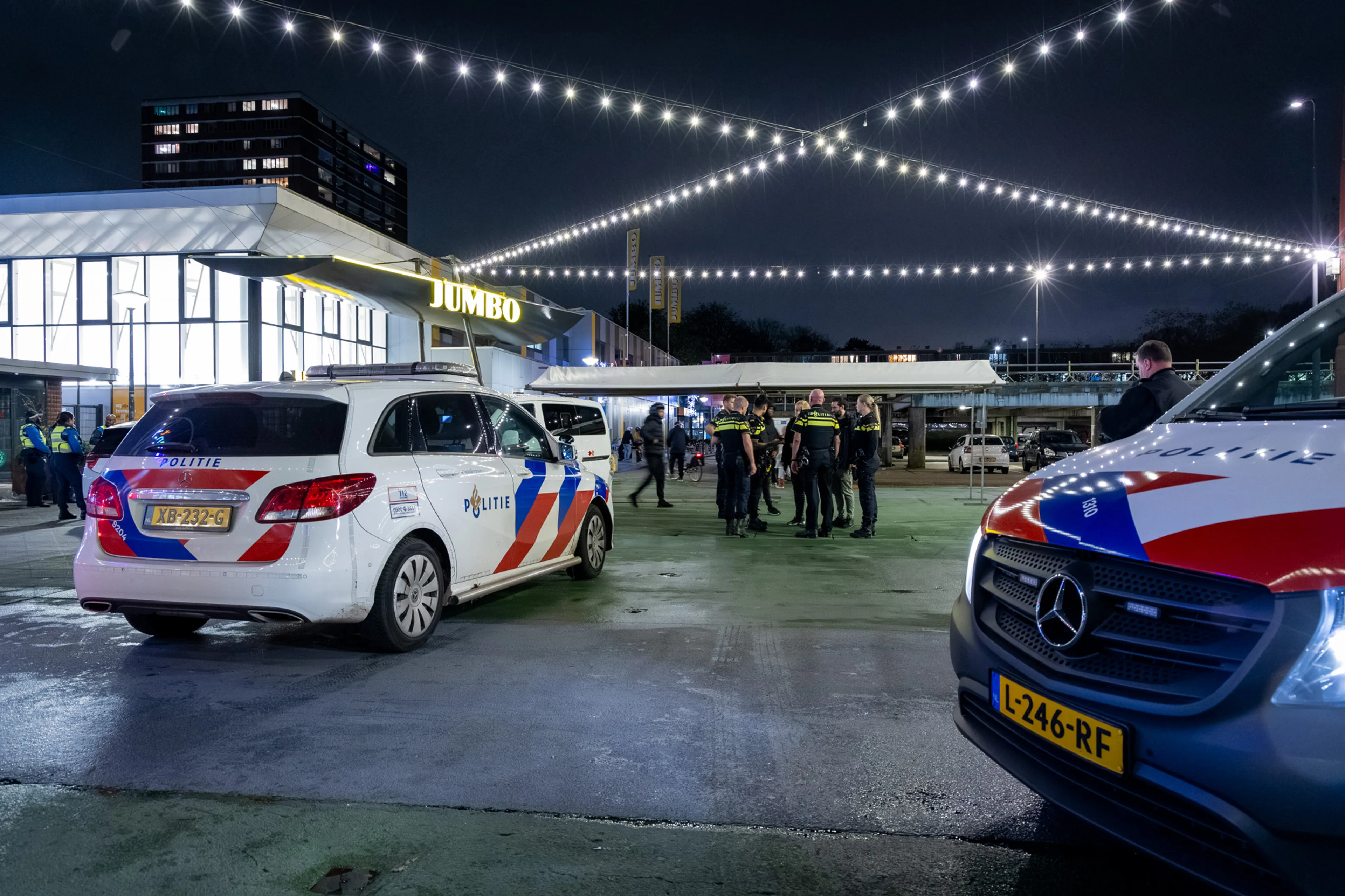 Minderjarige jongen neergestoken in Amsterdam-Noord