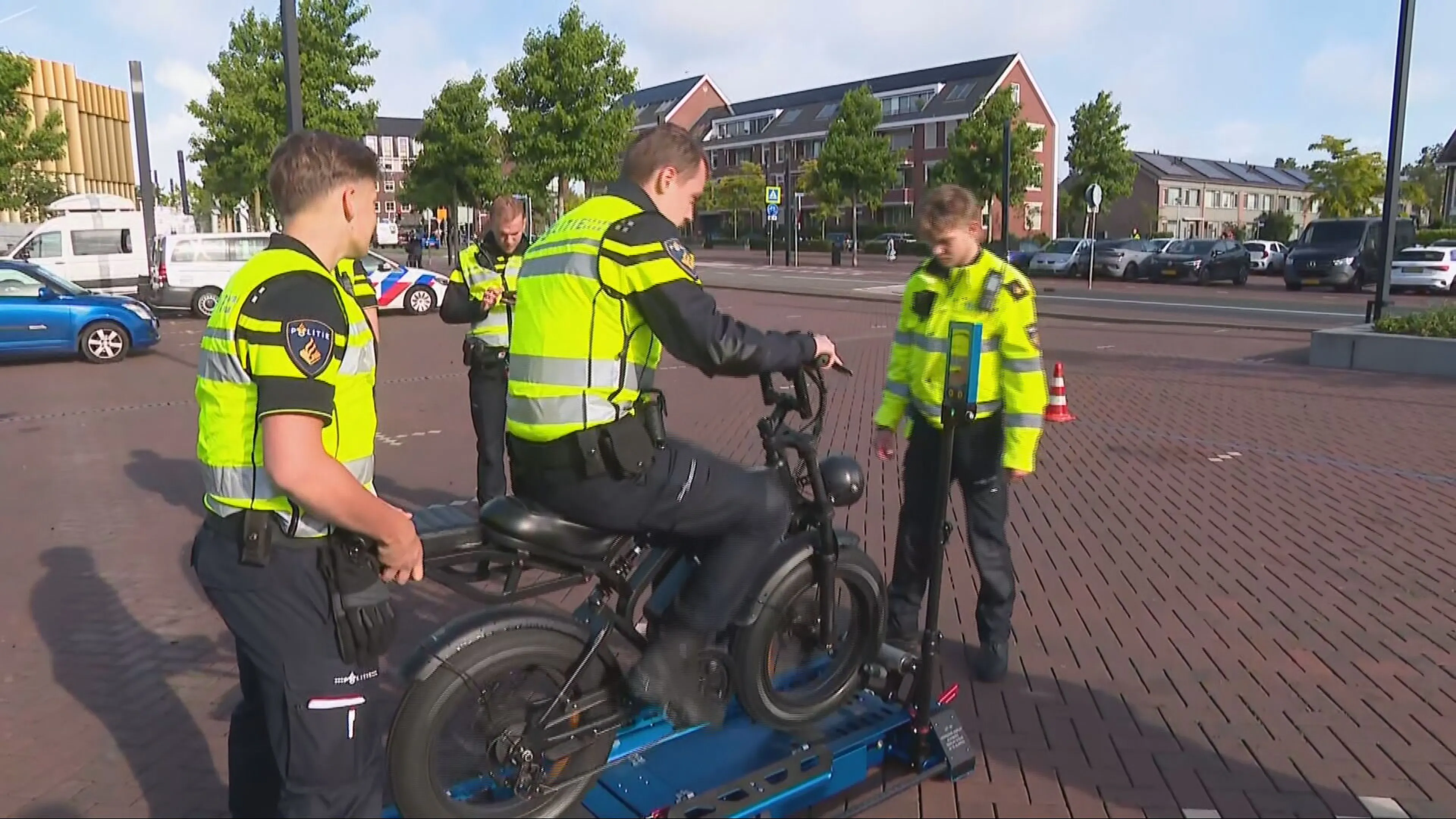 Grote fatbikecontrole: 'Opgevoerd rijden is toch leuker'