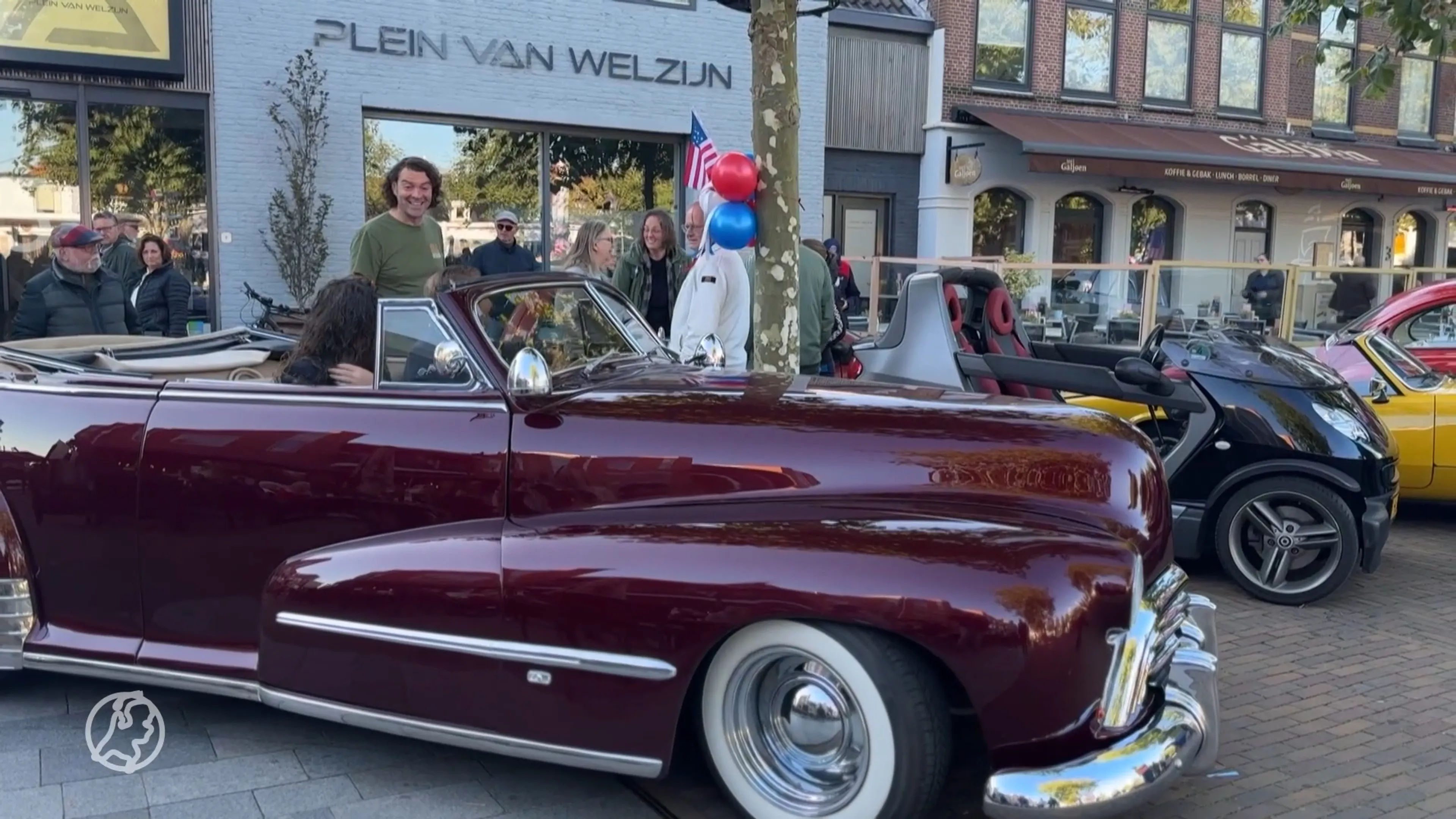 Ronkende motoren en vleugeldeuren: oldtimerfestival viert jubileum in Amerikaanse stijl