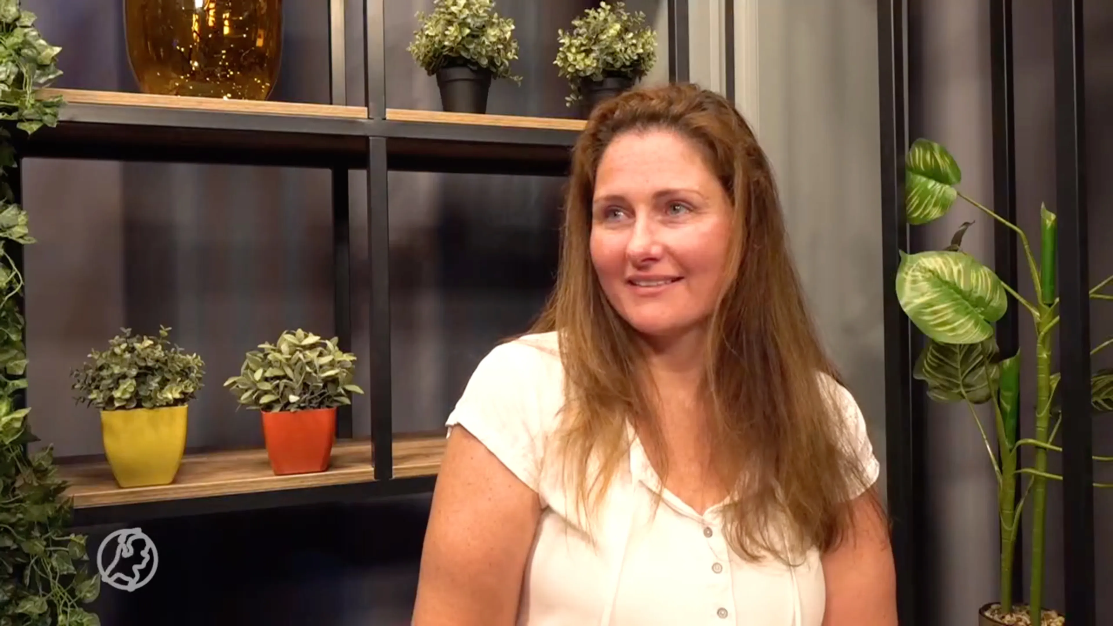 Lynette overwon armoede en helpt nu zelf arme gezinnen