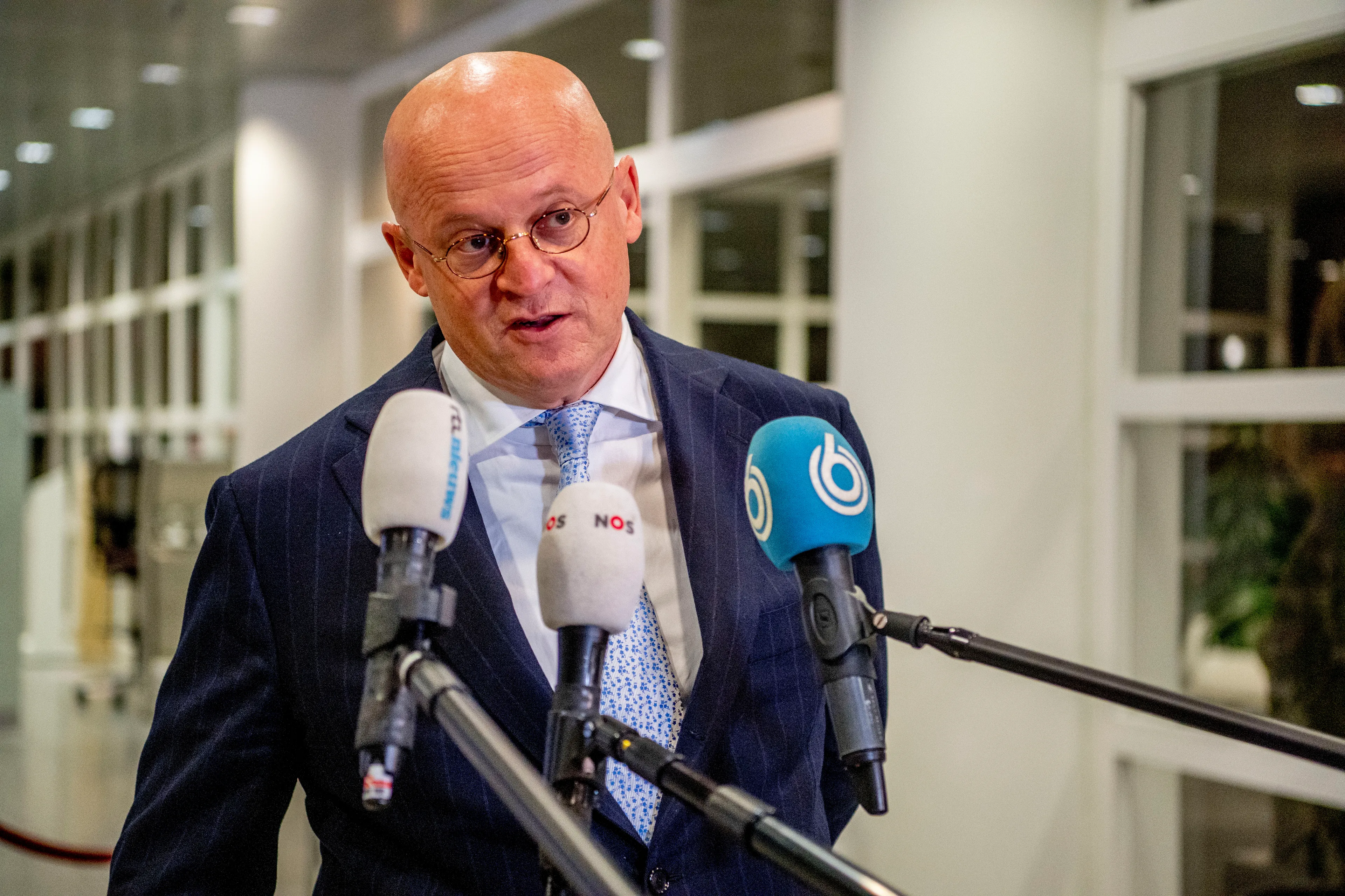 Grapperhaus noemt bedreiging OMT-leden 'schandalig'