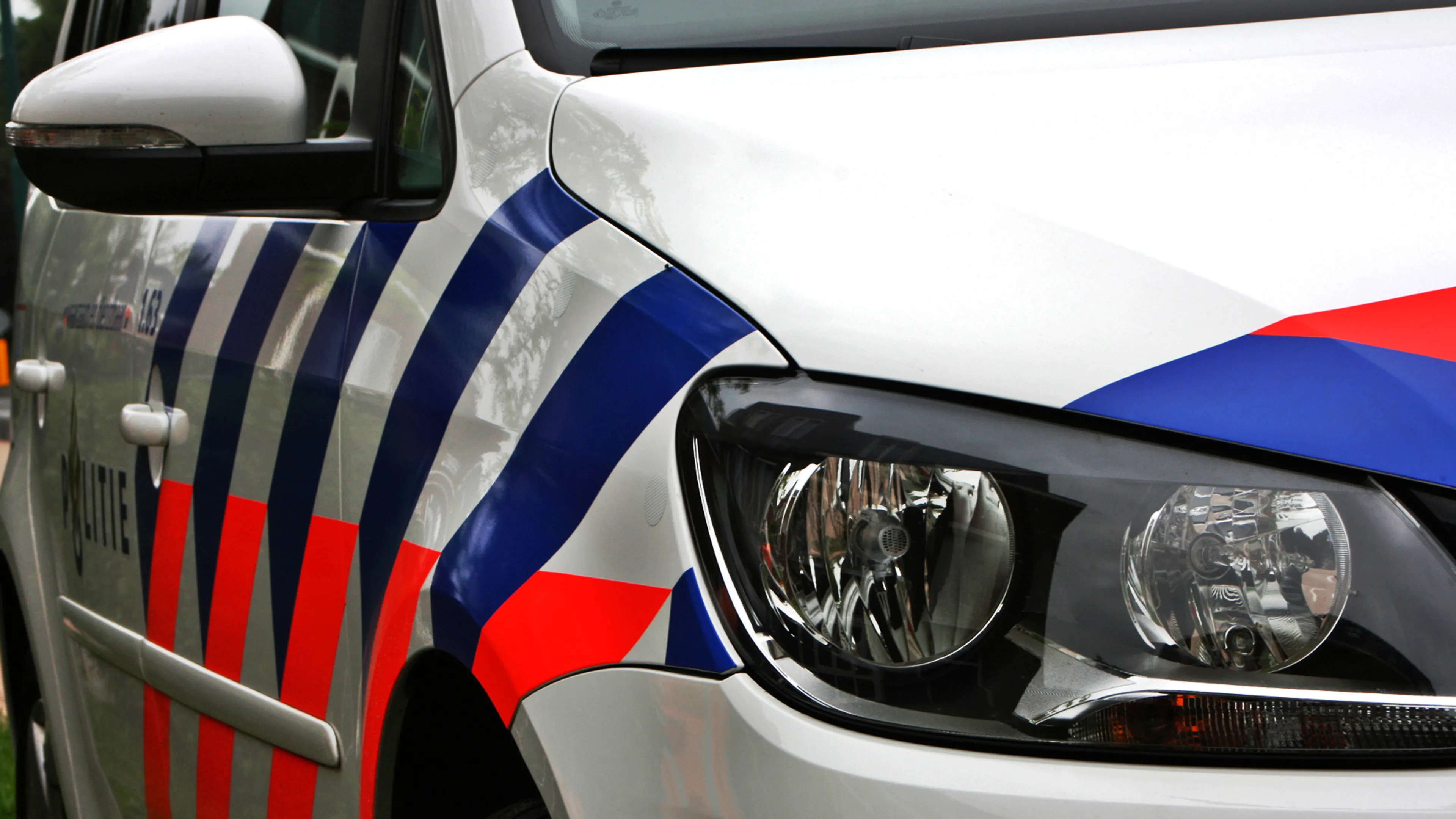 Politie schiet man neer bij woning in Bergen op Zoom