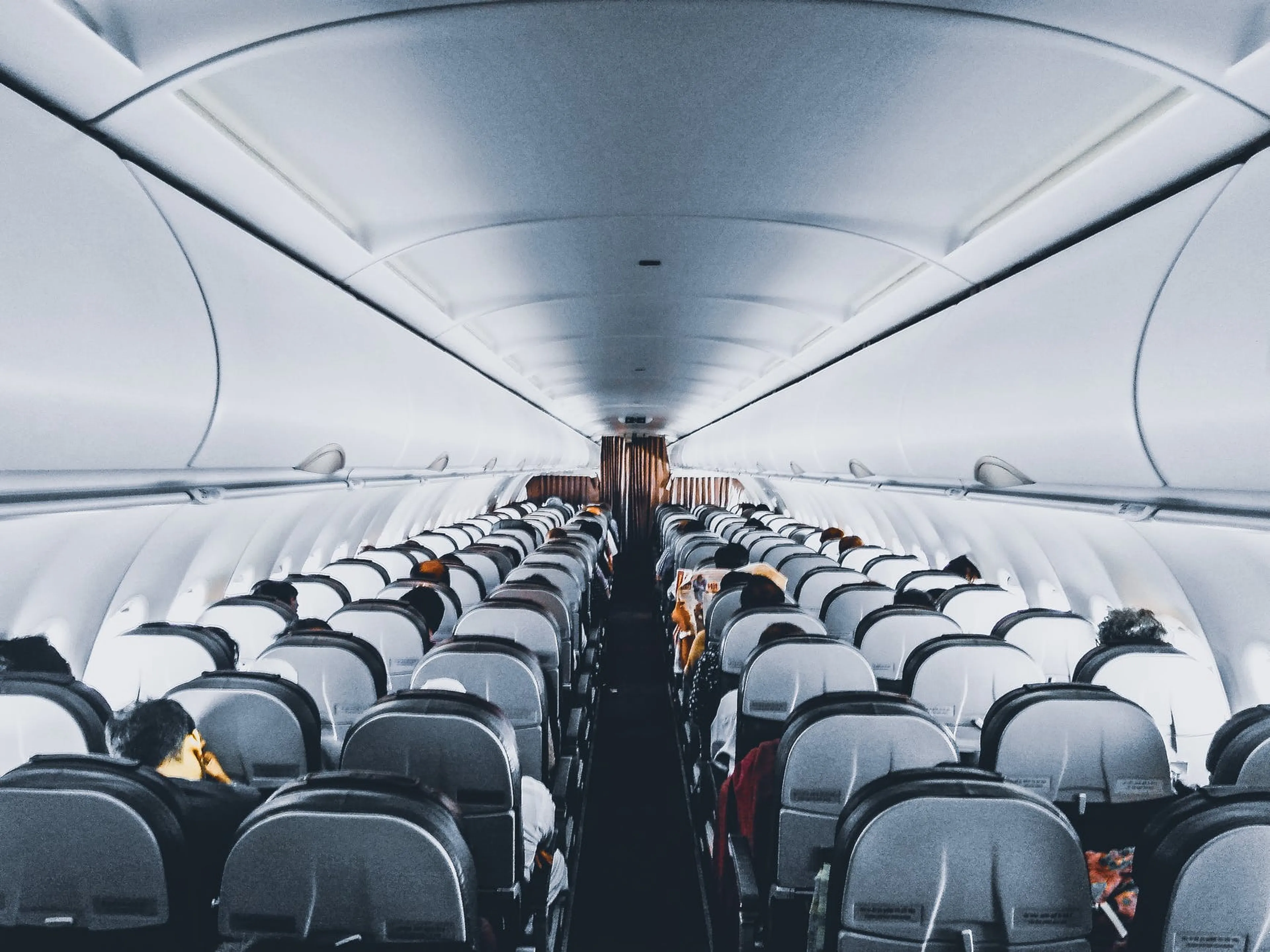 Geen maximaal aantal passagiers in vliegtuig, wél mondkapjes