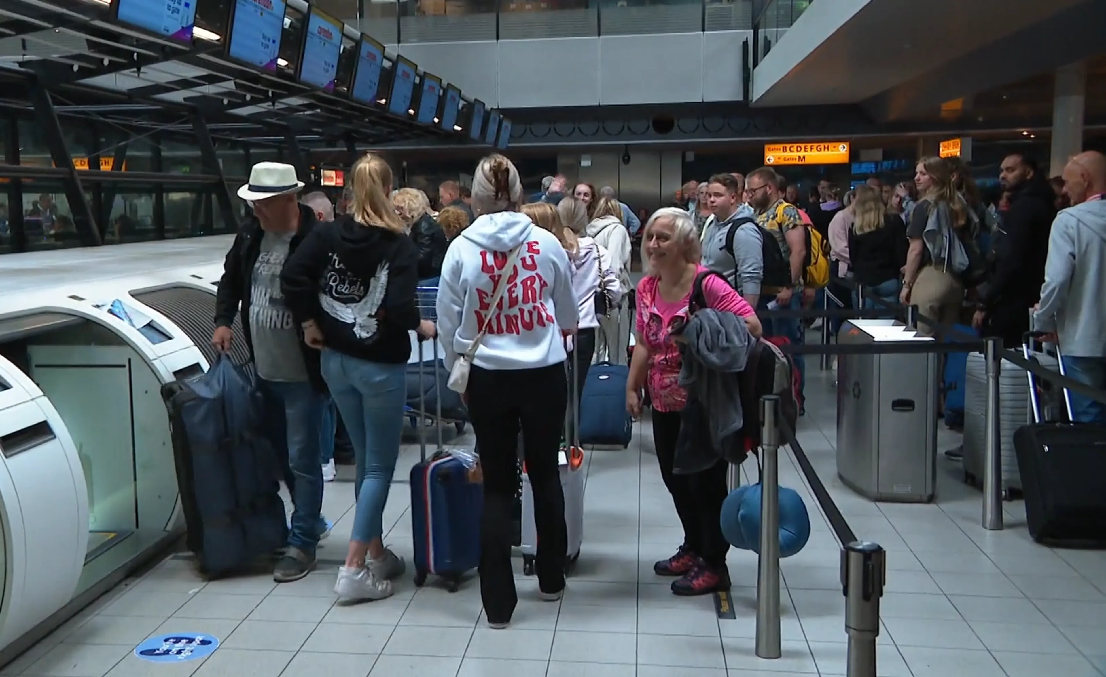 Schiphol komt met tijdslot voor controle passagiers