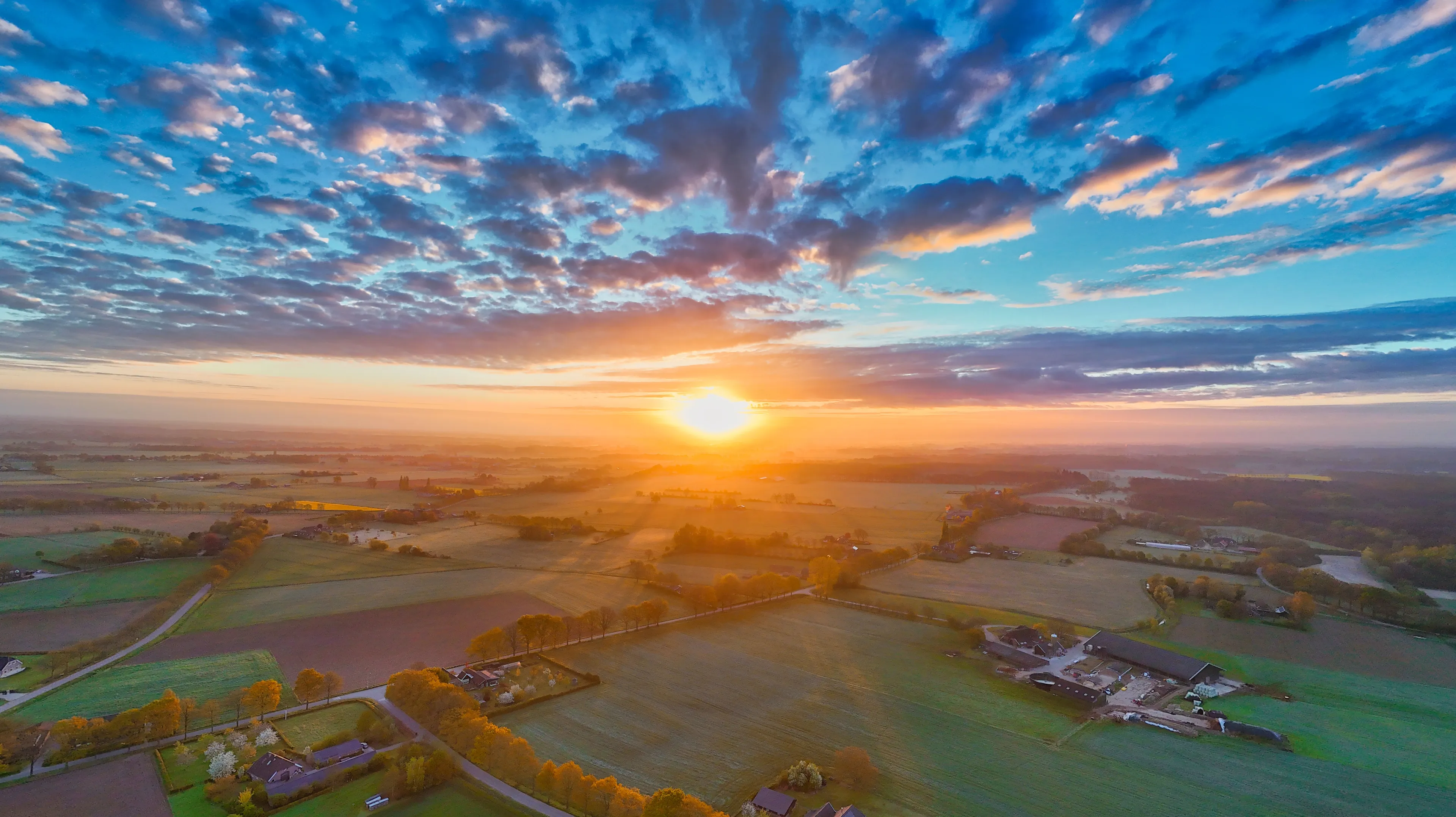 Week begint bewolkt met spatje regen, later meer zon en warmer