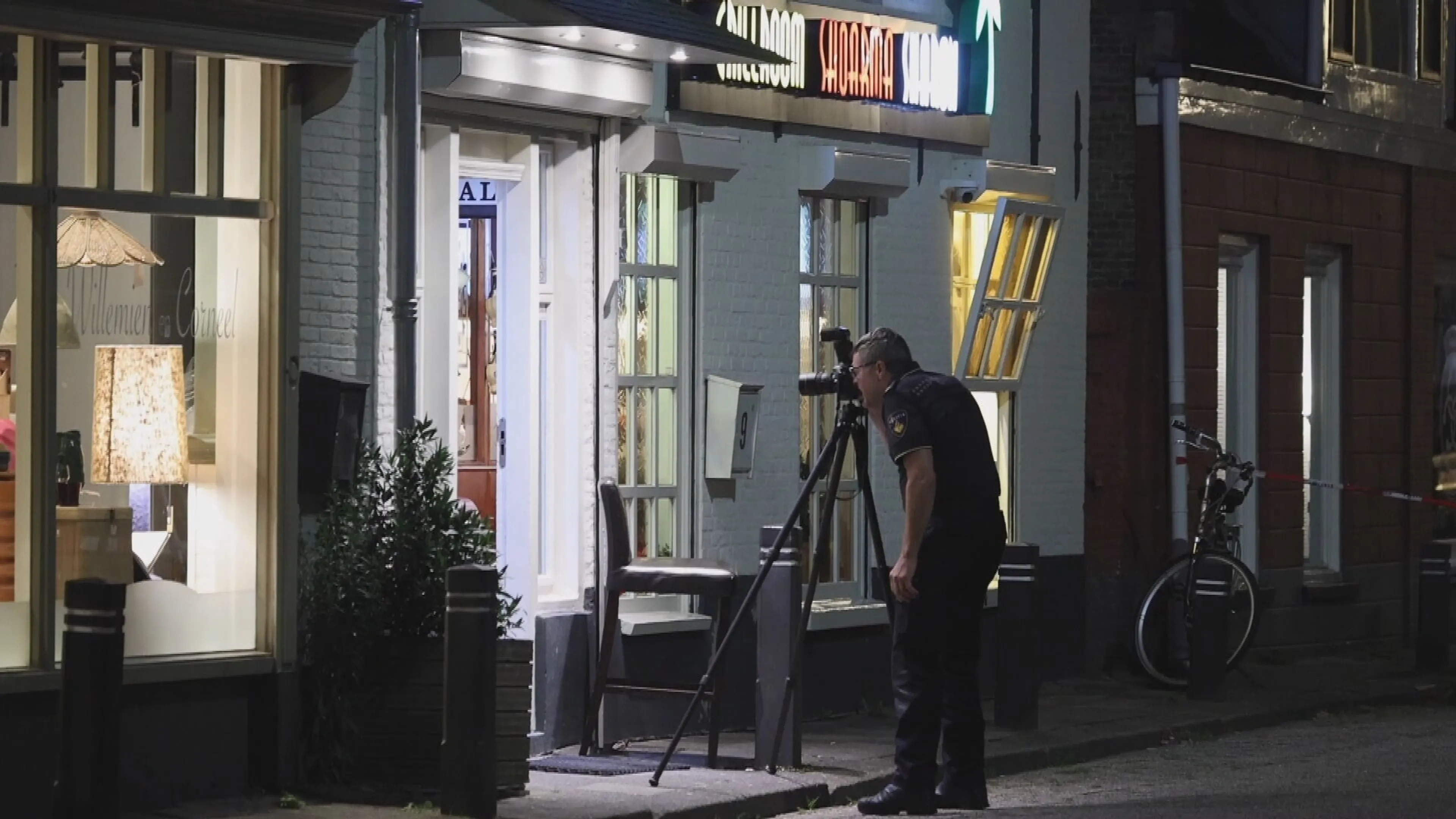 Twee gewonden na steek- en schietpartij in grillroom Ridderkerk