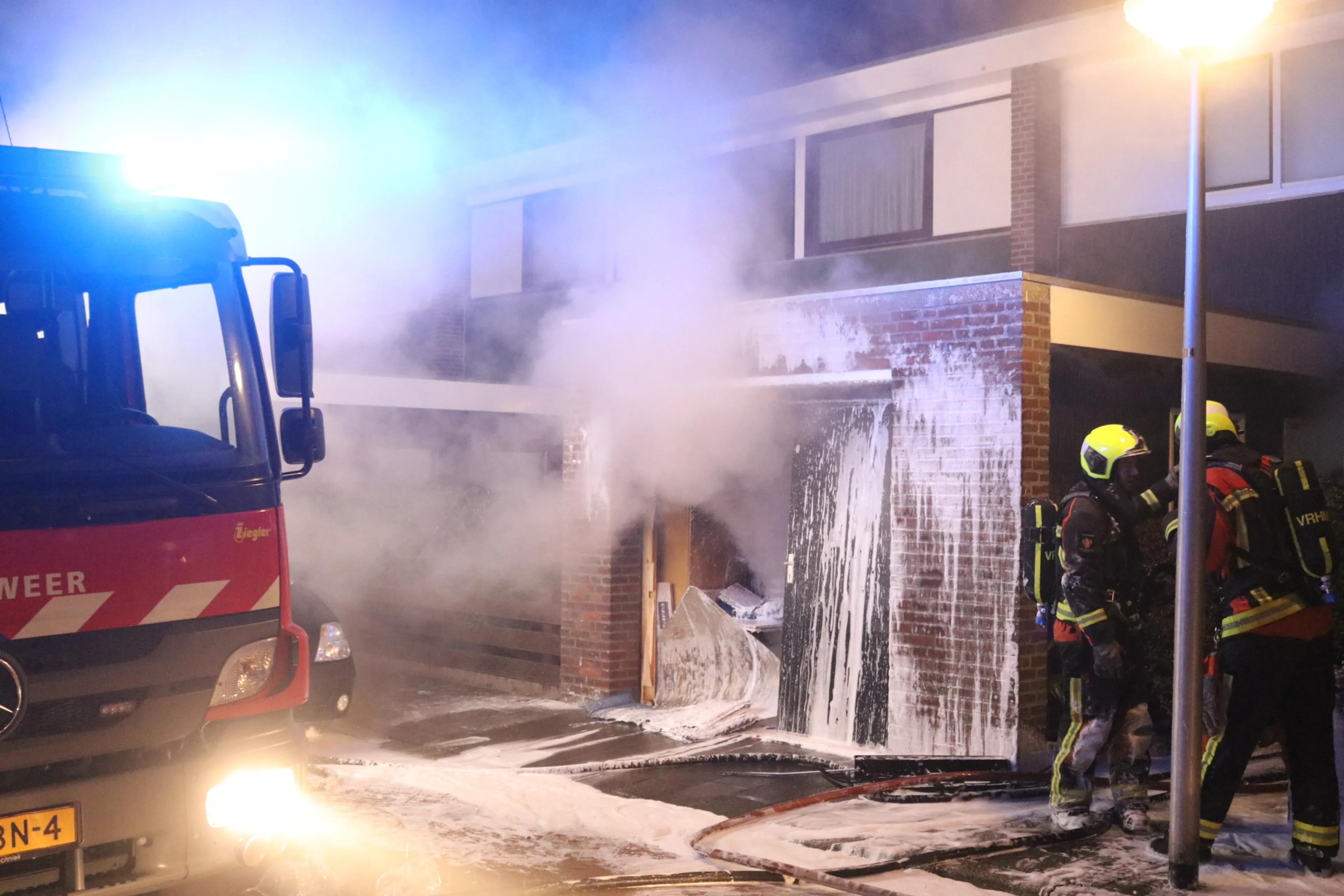 Woningen ontruimd na brand en explosie in Katwijk