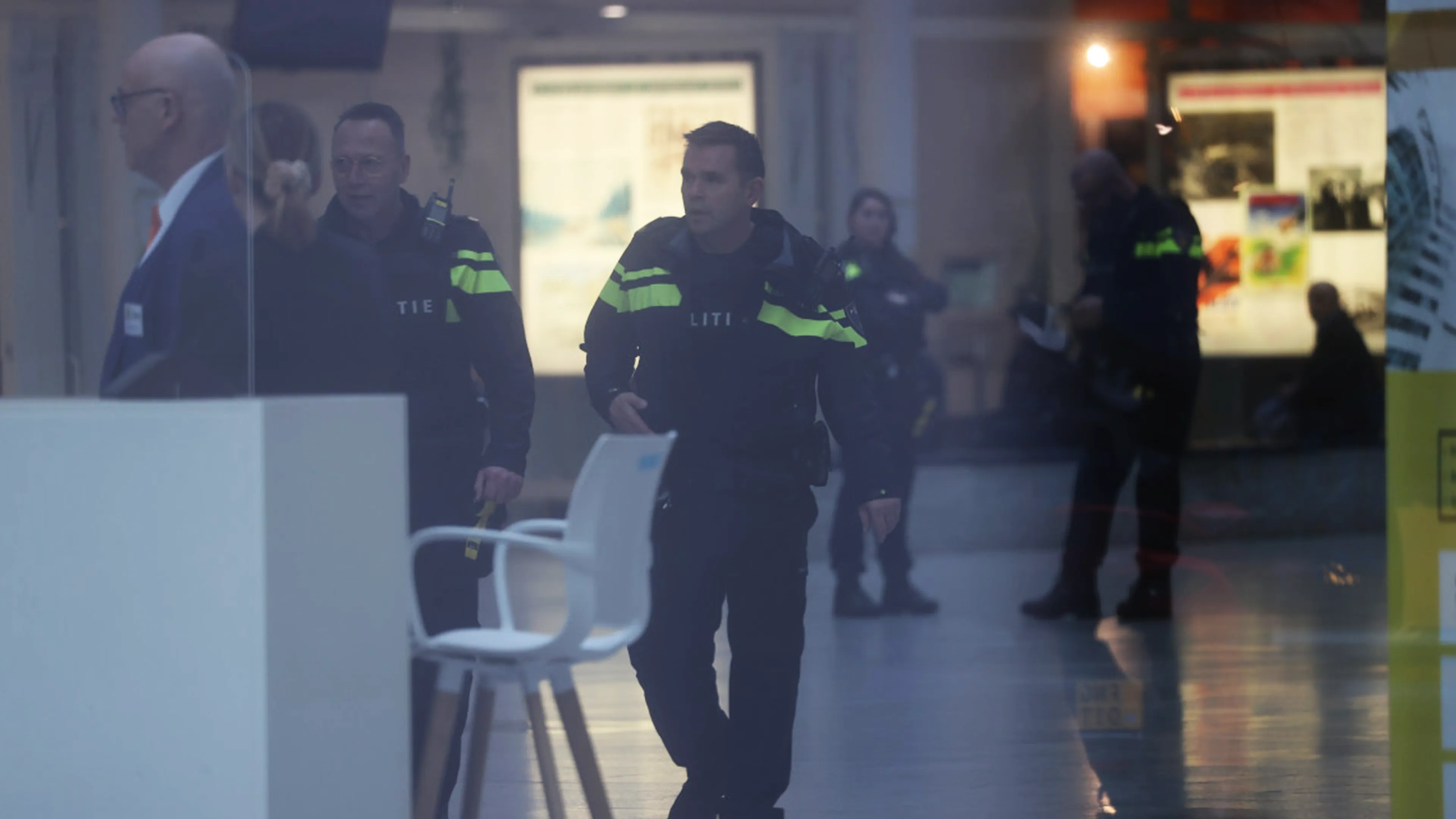 Man opgepakt na dreiging die leidde tot zware beveiliging Haags stadhuis