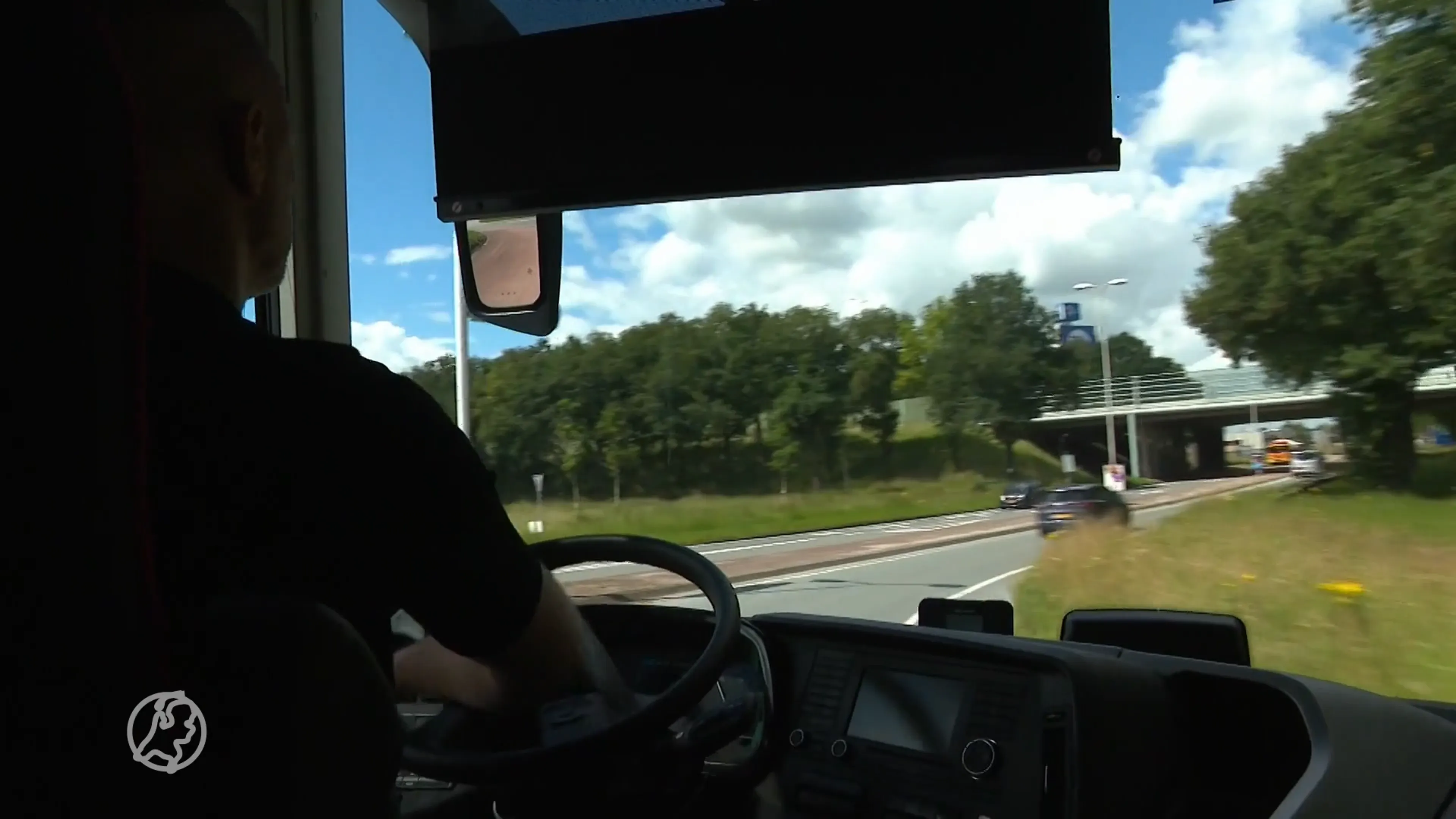 Schoolreisjes in gevaar door enorm tekort aan chauffeurs na twee jaar corona