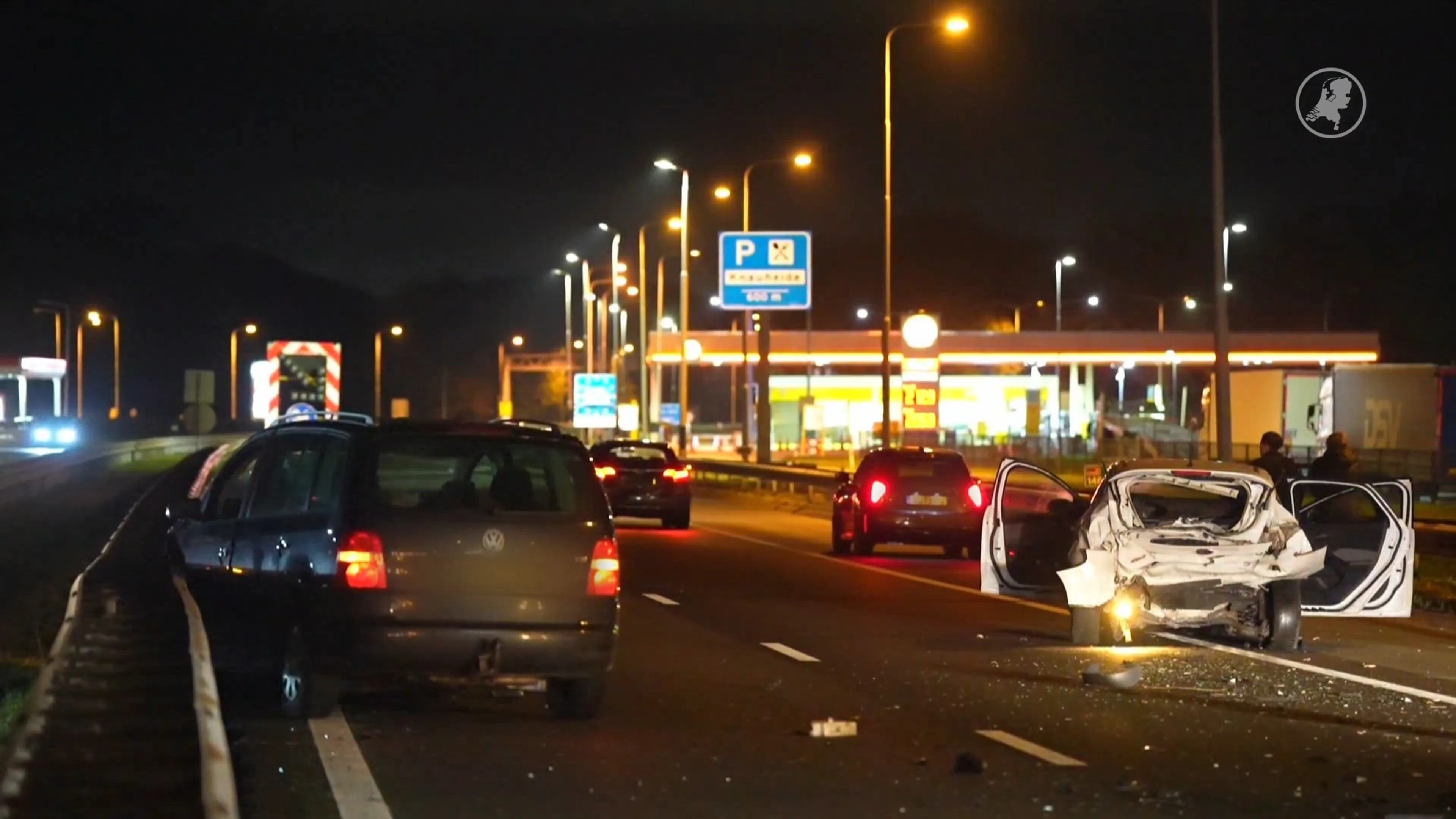 Meerdere gewonden bij kettingbotsing met vier auto's op A12
