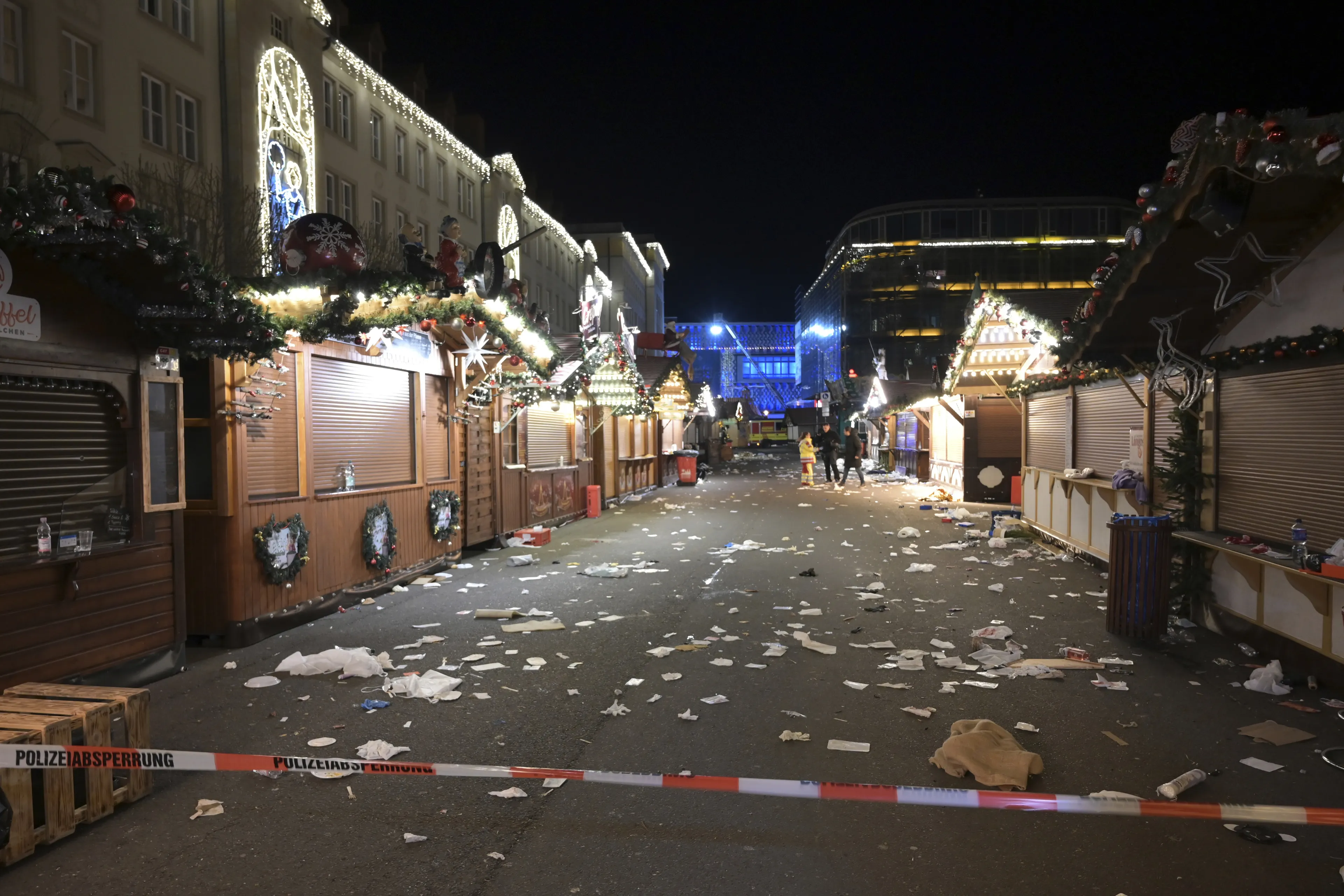 Mogelijk explosief in auto kerstmarkt Maagdenburg, gebied afgezet