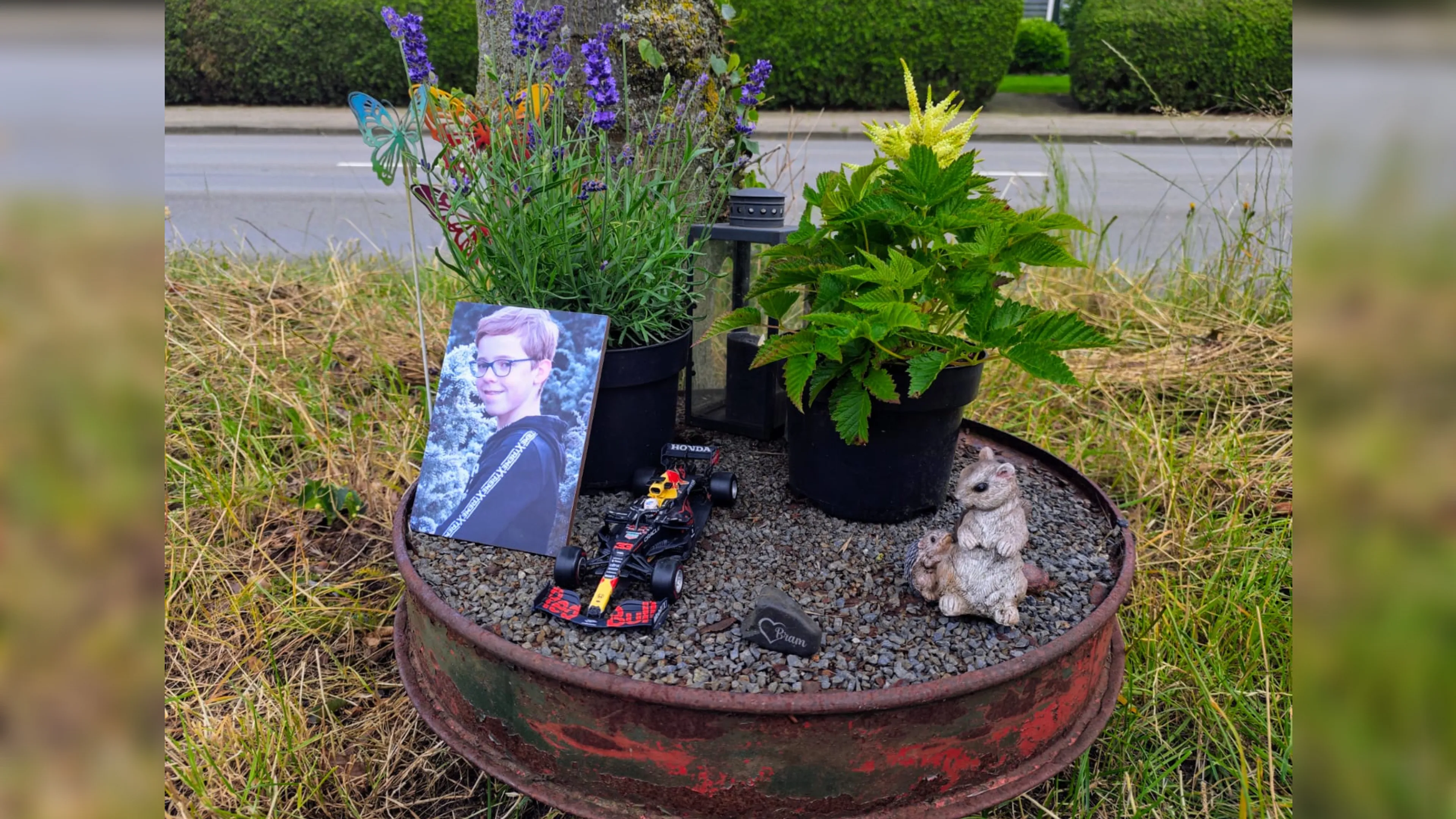 Monument voor klaphamerslachtoffer Bram (12) dreigt te verdwijnen: 'Doet veel pijn' 