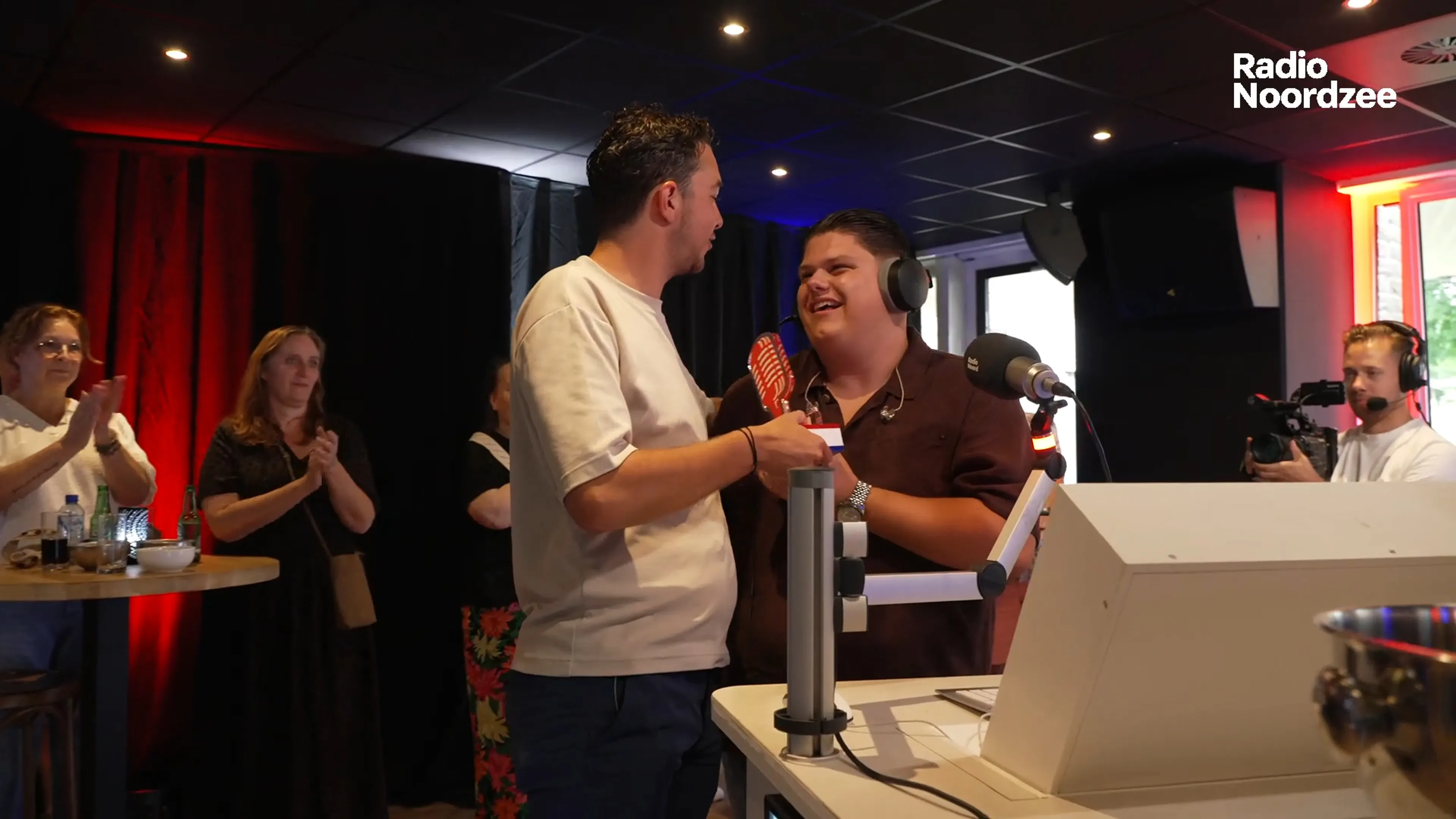 Justen de Wildt wint de Radio Noordzee Award voor Beste Nieuwkomer!
