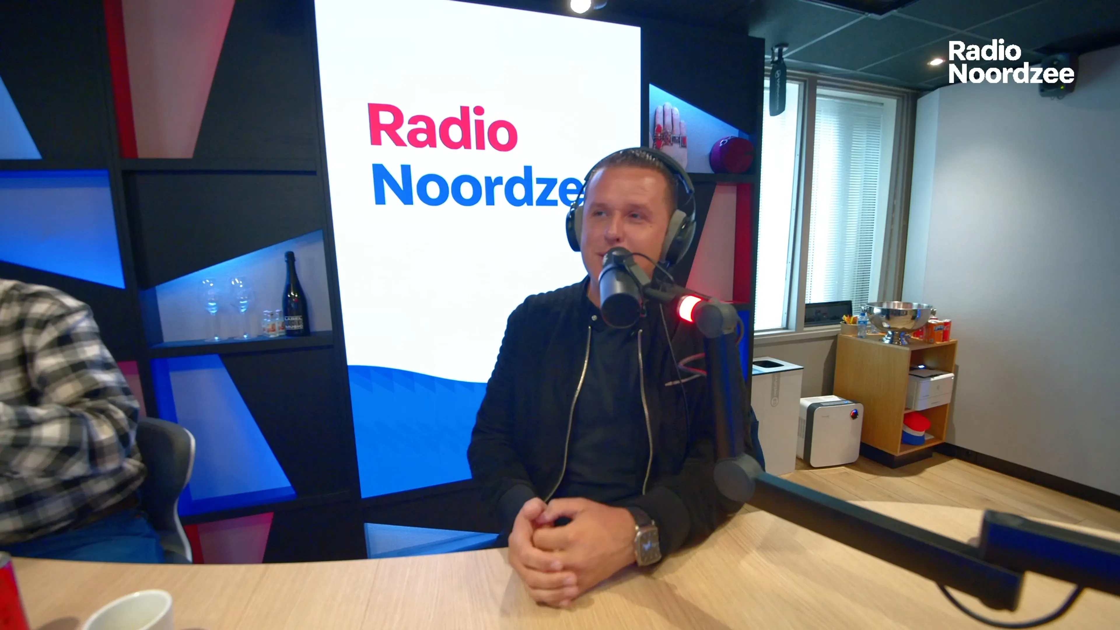 John West en Lange Frans over hun succesformule en nieuwe single
