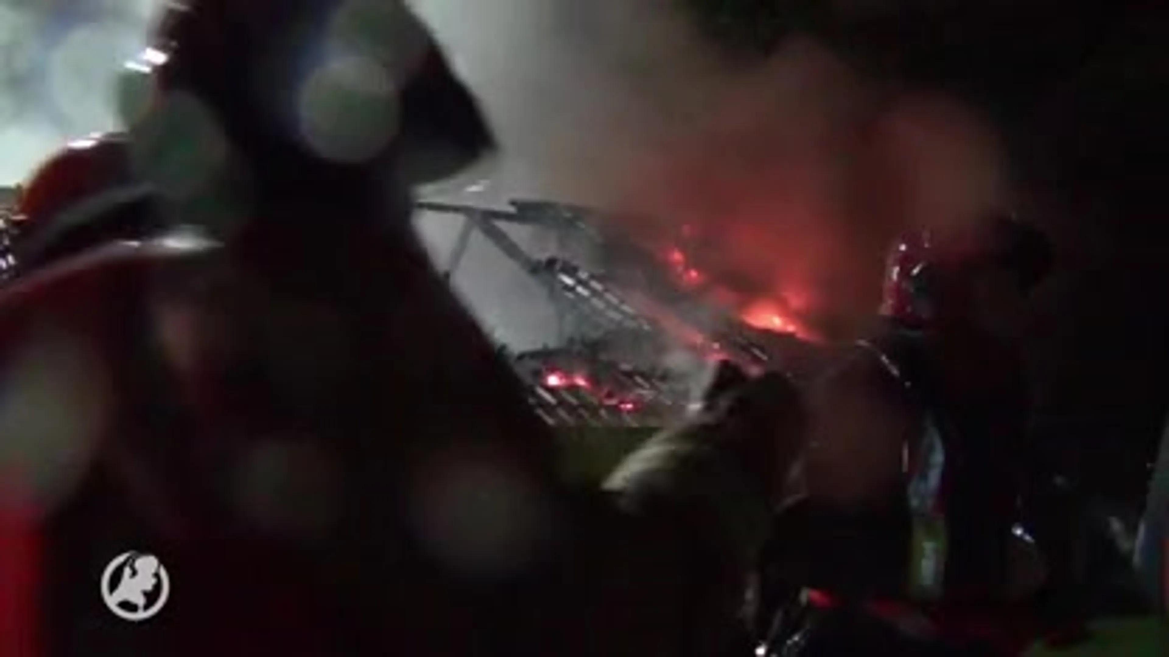 Brand in Groningse Niebert laat huis in vlammen opgaan