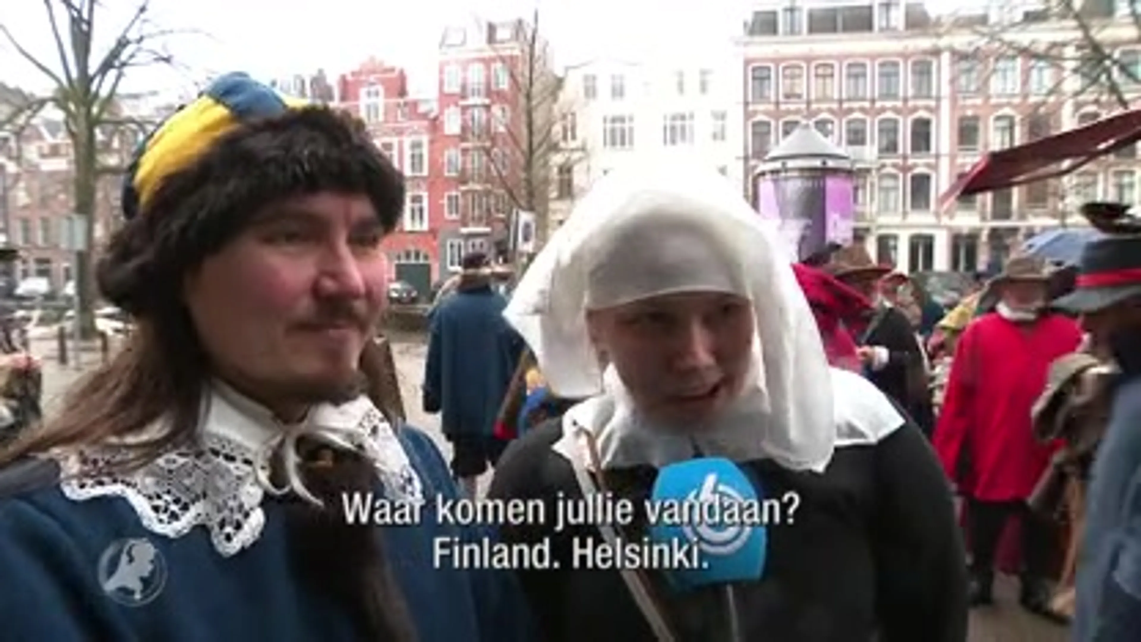 Honderd re-enactors tonen historisch schouwspel op Museumplein