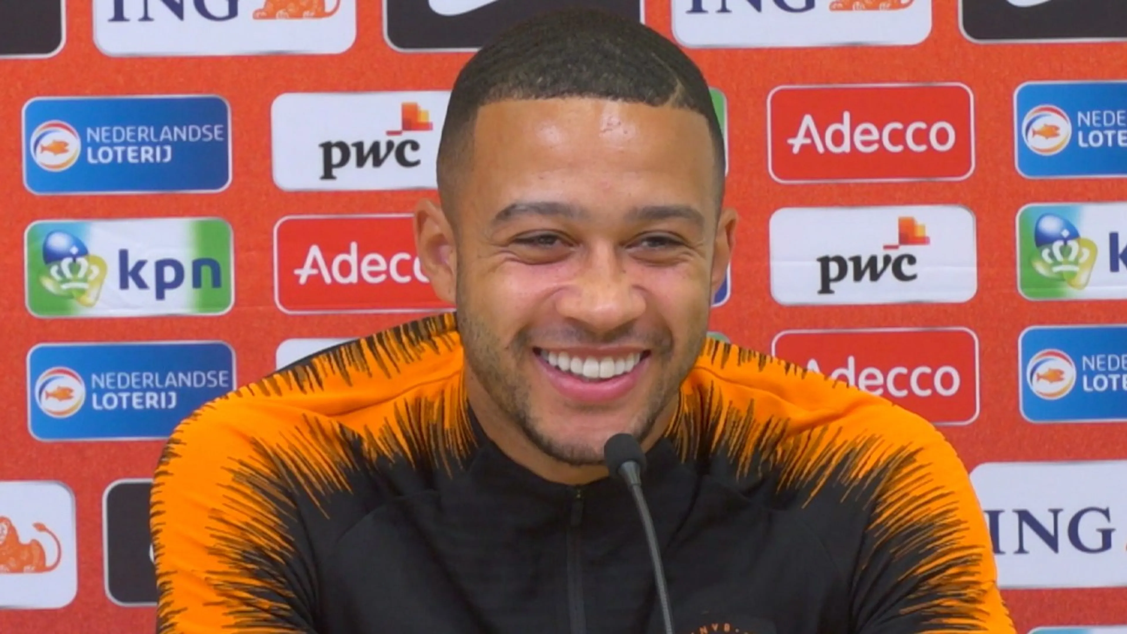 Memphis lacht: 'Laten we op de wave stromen'