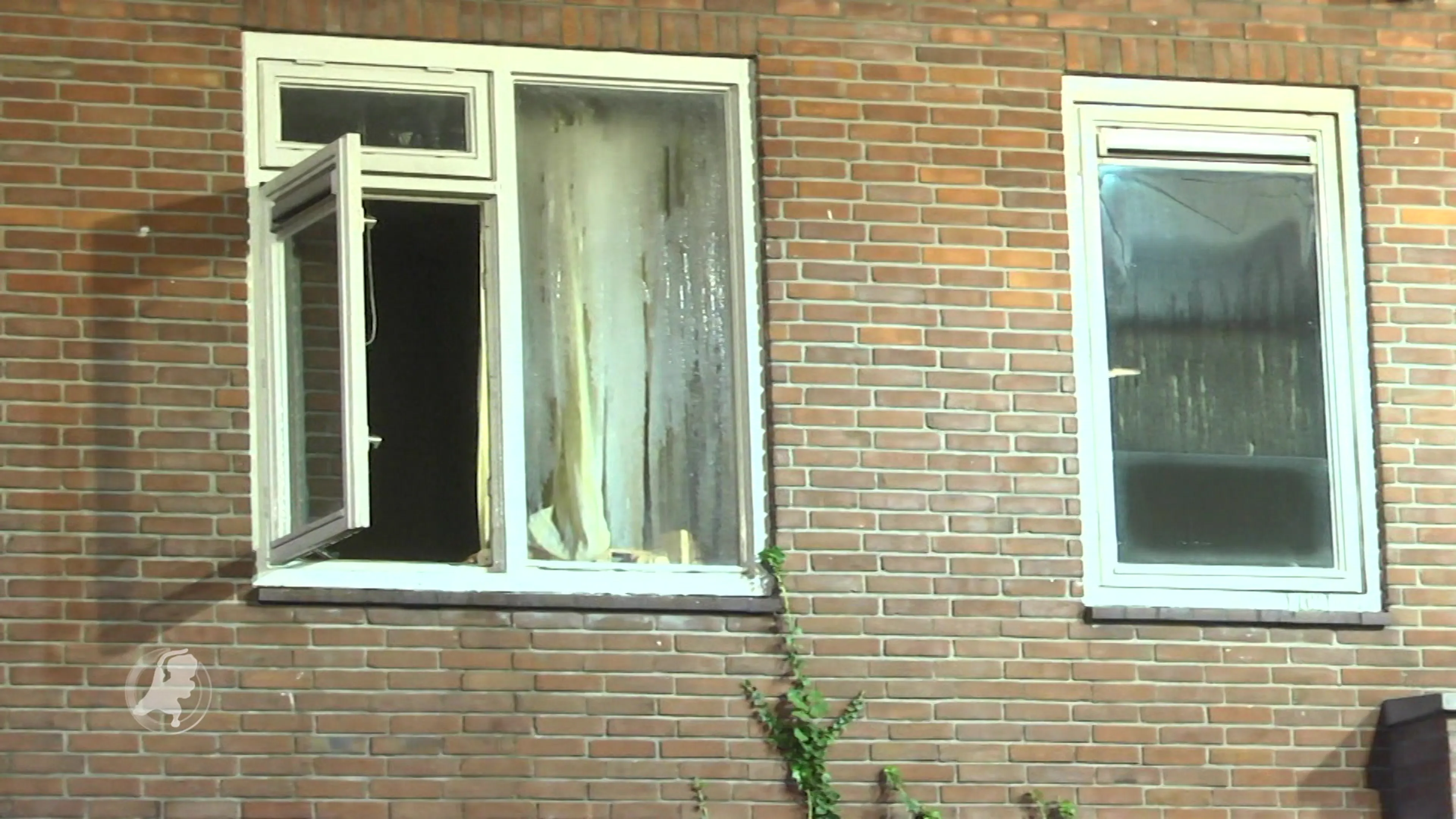 Wietplantage ontdekt naast uitgebrand rijtjeshuis Steenwijk
