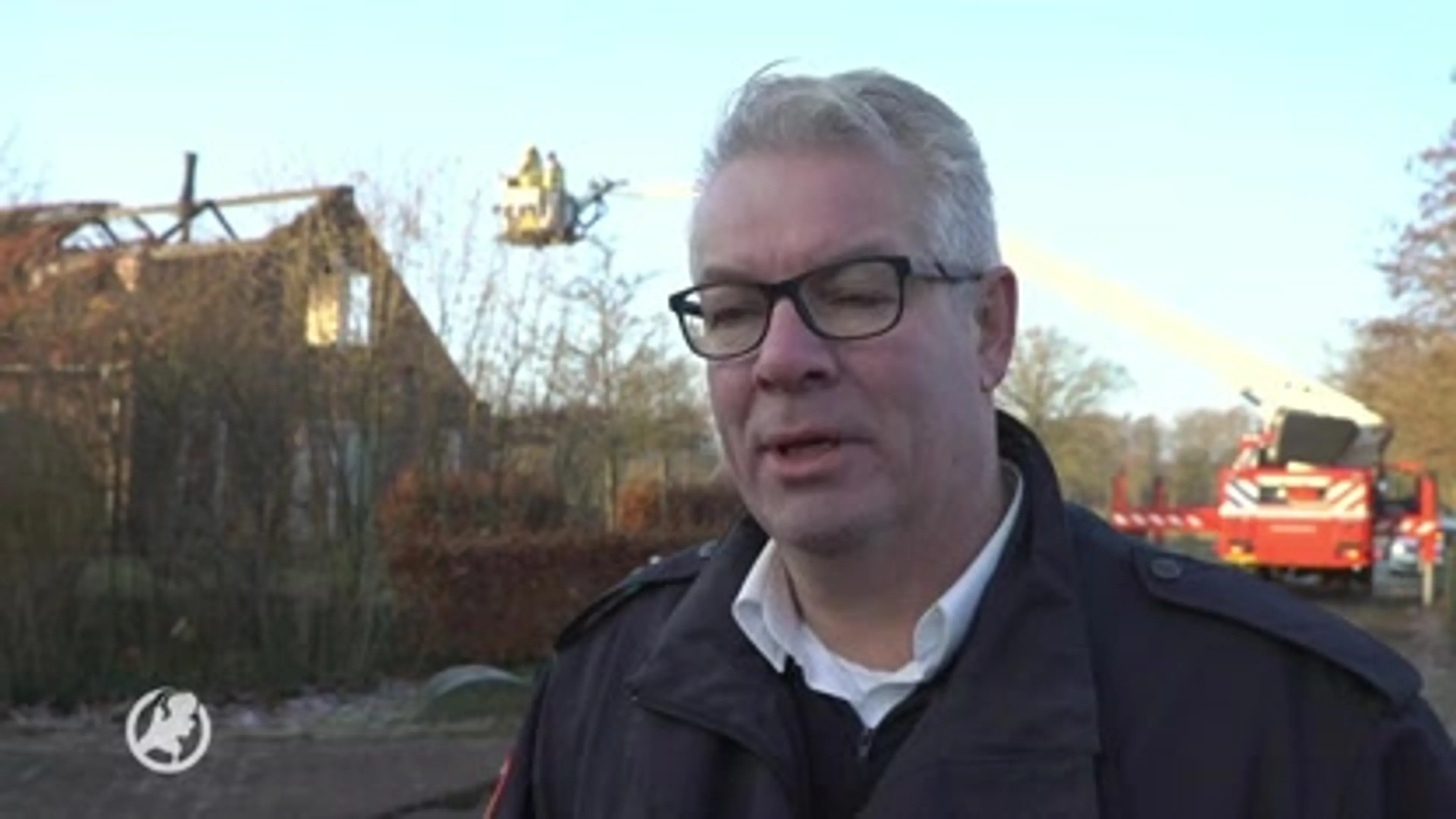 Vrouw gewond bij grote woningbrand in Eefde, zoon overleden