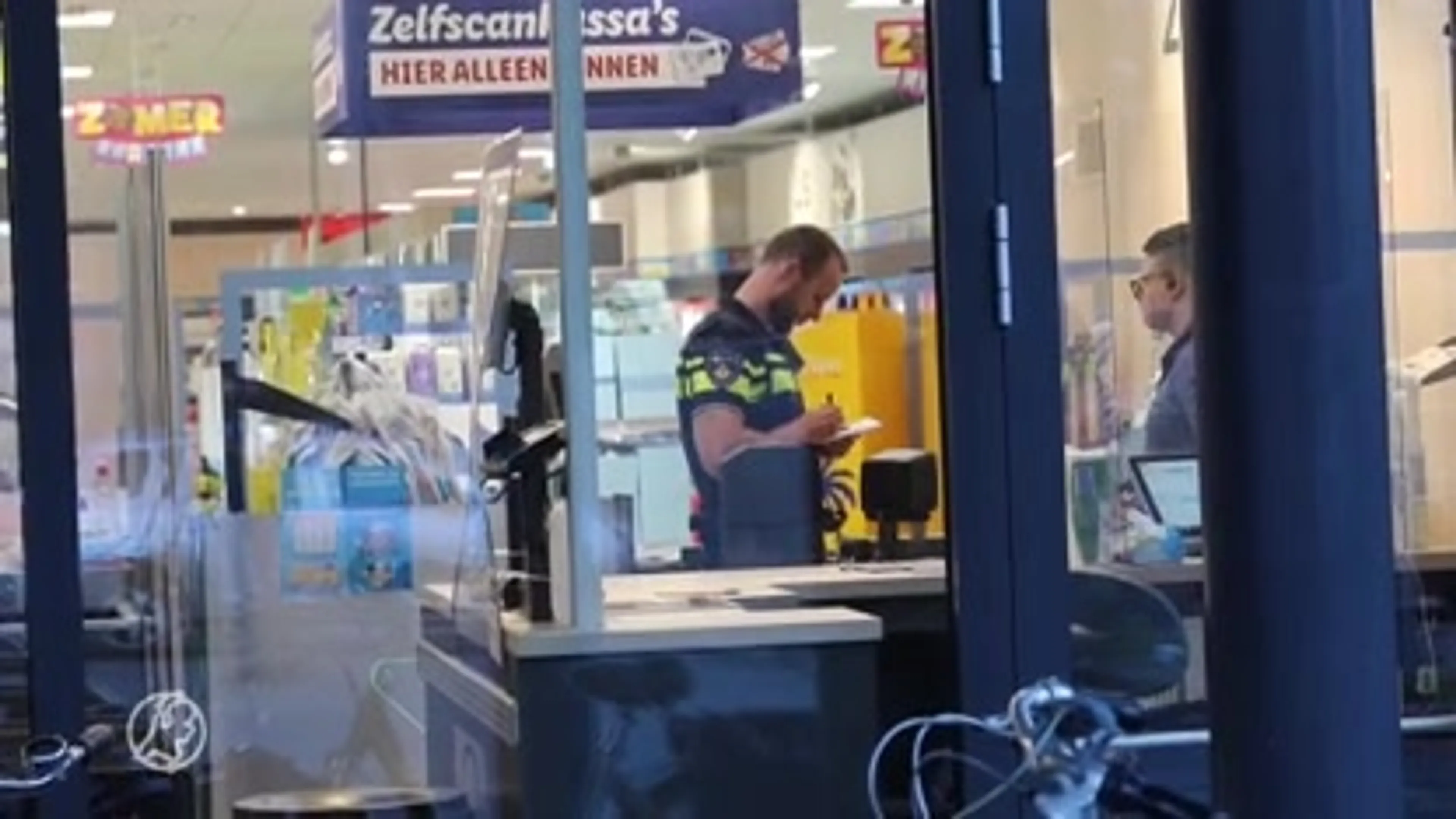 Politie houdt overvaller Lidl Apeldoorn aan na urenlange klopjacht