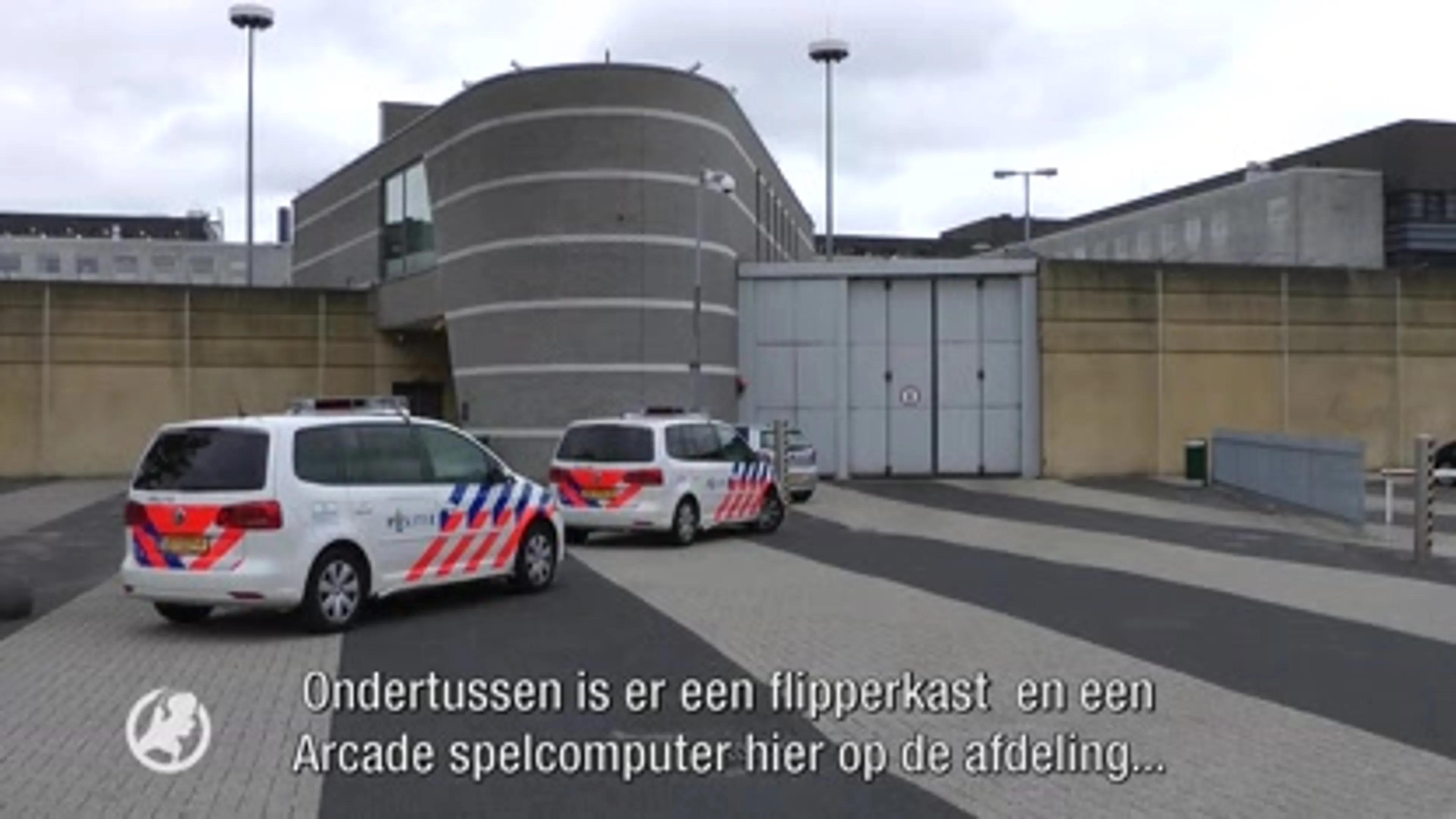 Gevangenen trekken aan de bel