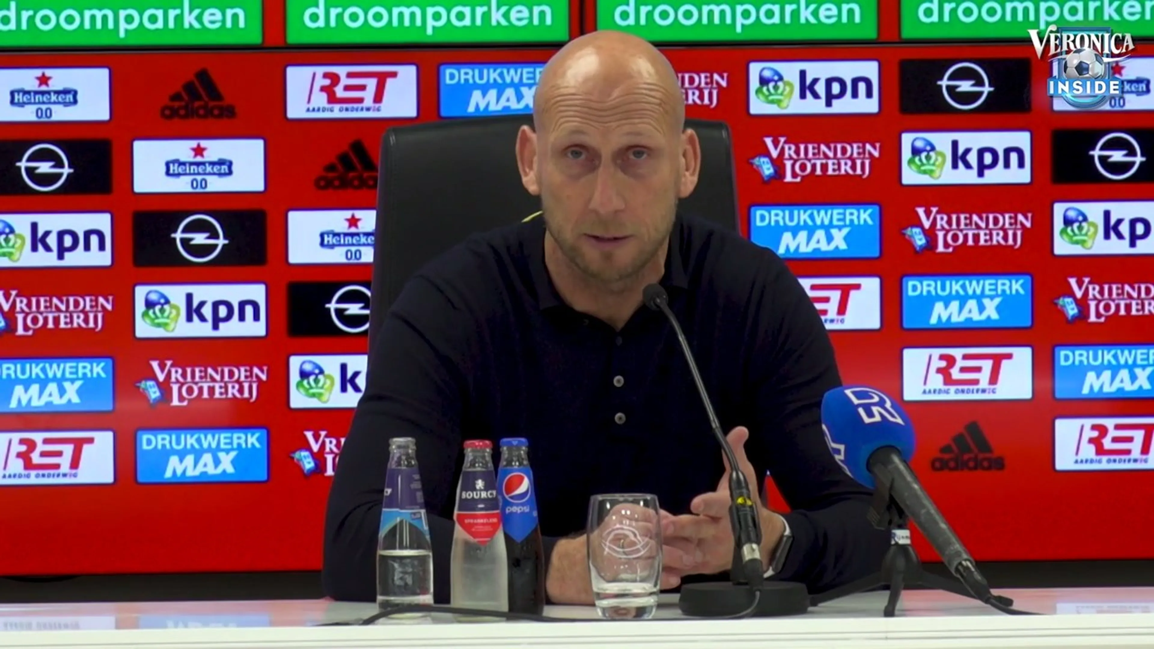 Wat neemt Stam zichzelf kwalijk?