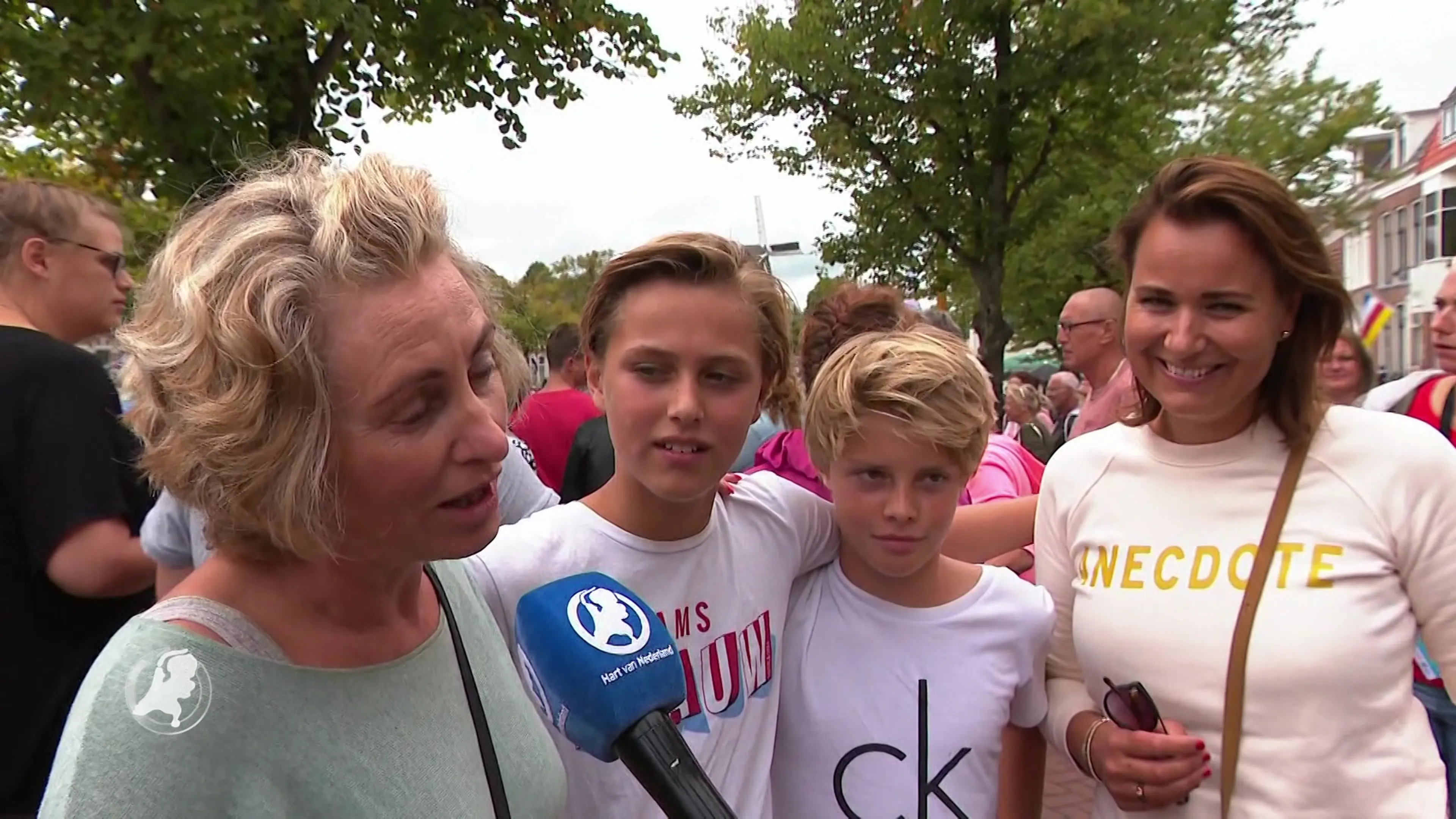 Dít doet 163 kilometer zwemmen met je handen en voeten