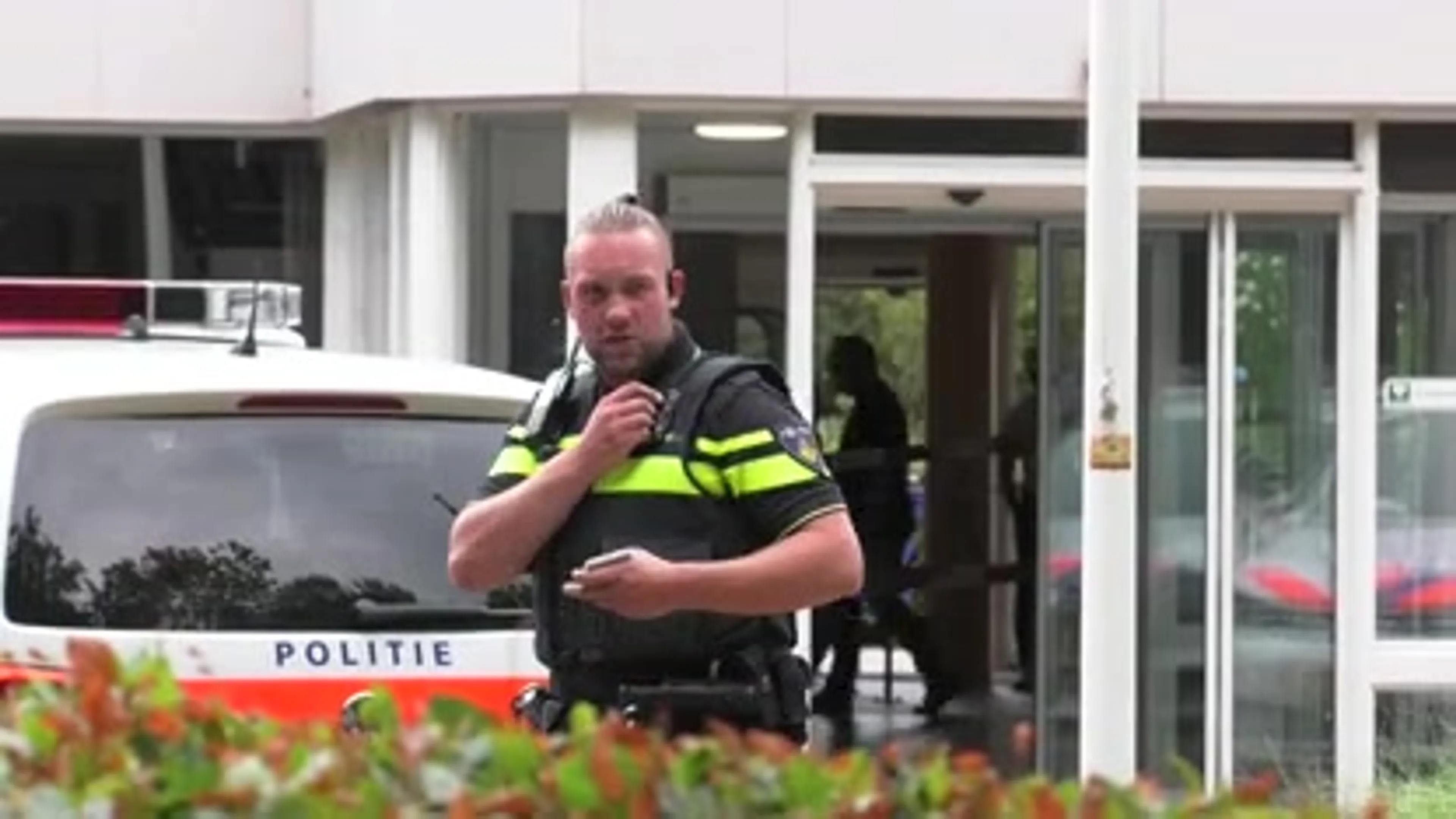 Politie zoekt dader na steekpartij in asielzoekerscentrum Arnhem
