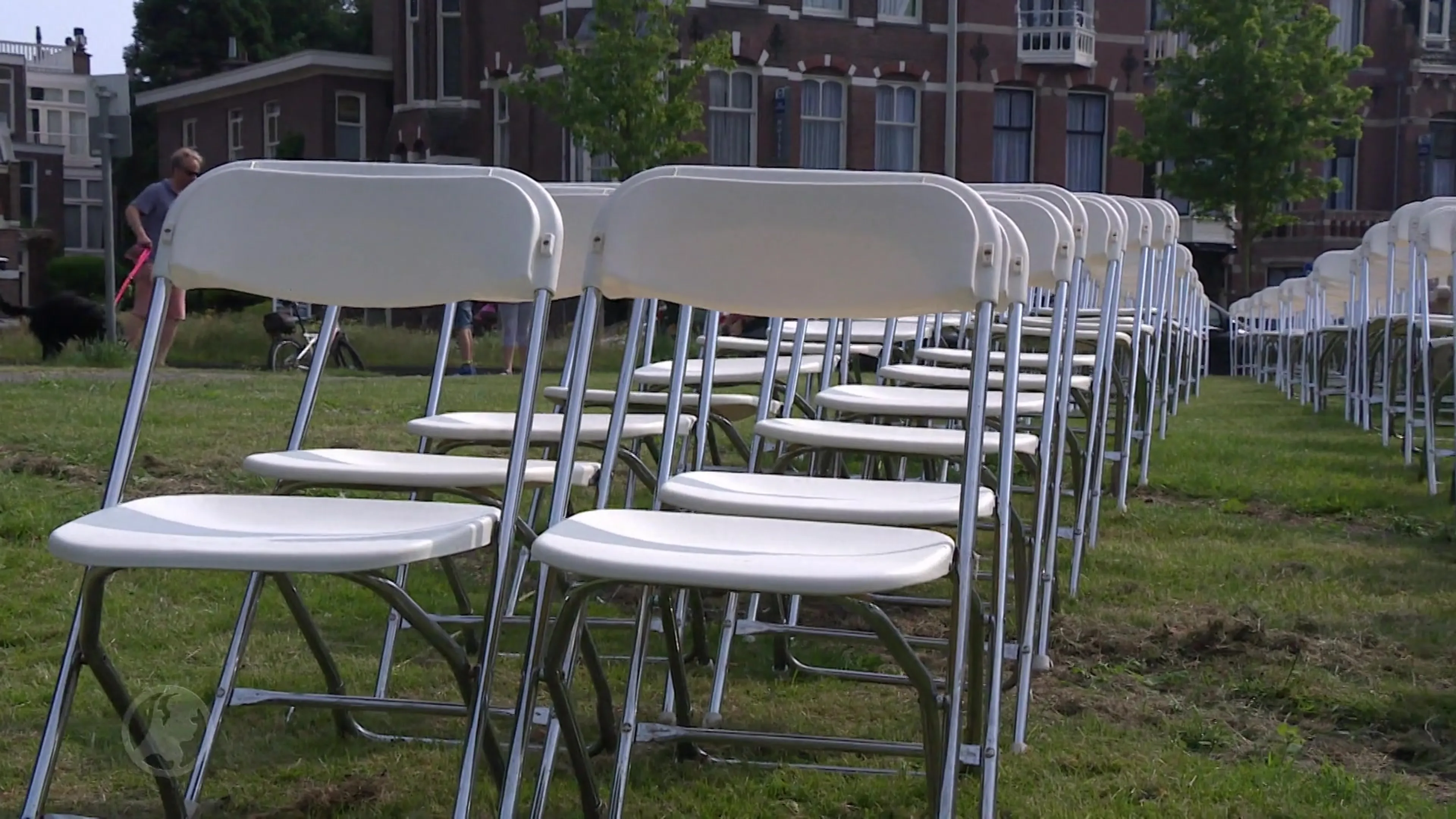 Stil protest nabestaanden MH17 bij Russische ambassade