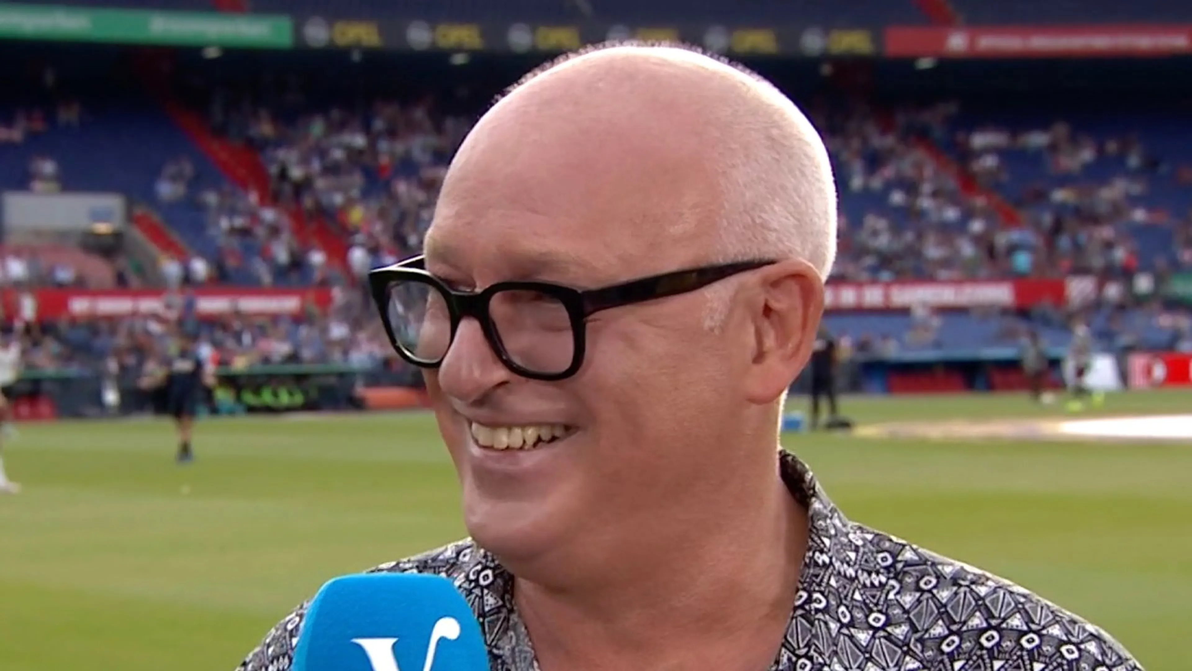 René lacht om Griekse voorzet: 'Dit kon Manolev ook!'